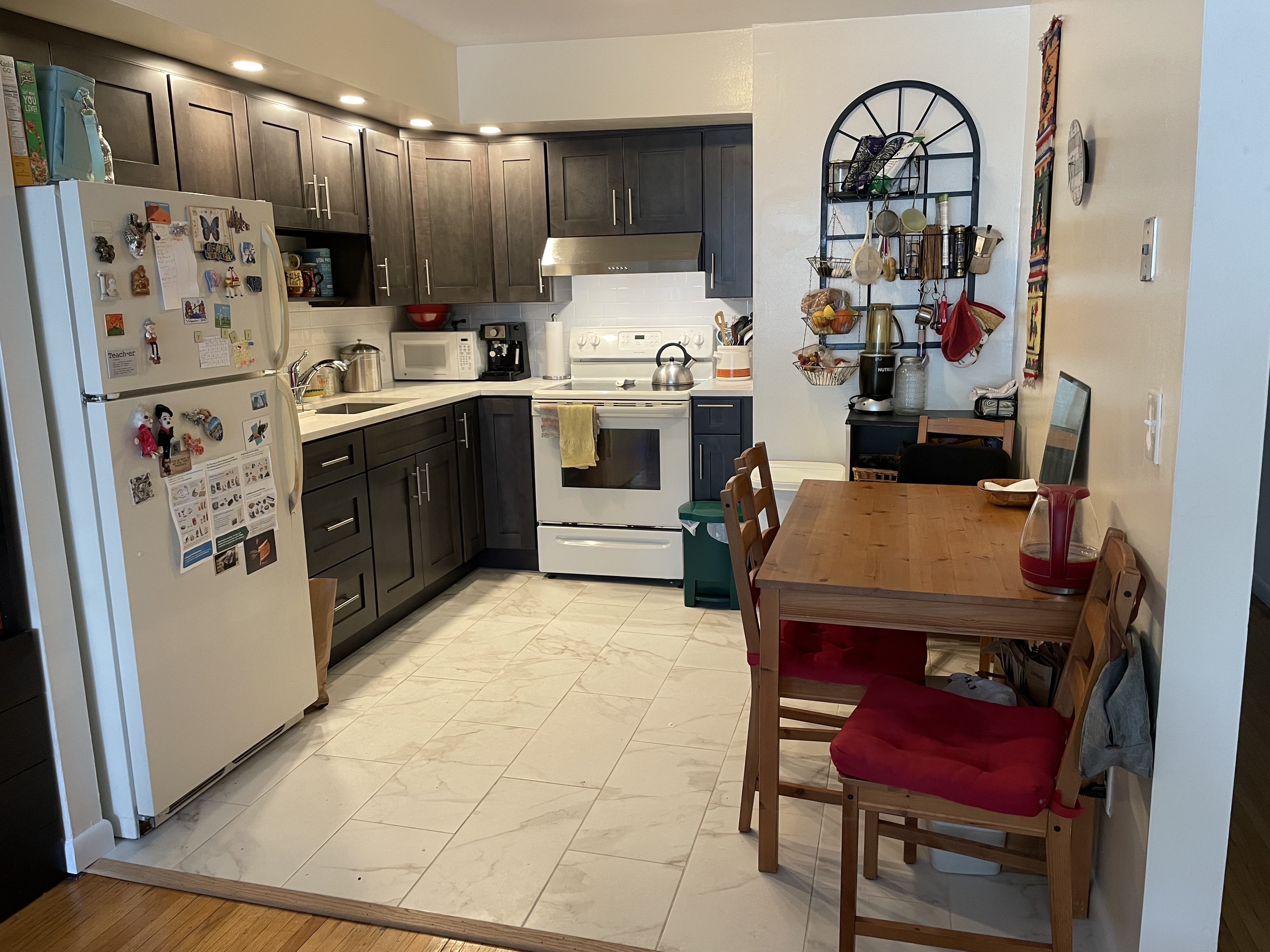 Nice, sunny, unfurnished room with a big closet and window in a 3-bedroom apartment. Large and sunny common space, balcony, hardwood floors, coat closet. 1.5 baths. Electricity and internet are around $60/month. One month security deposit. Sorry, no pets.