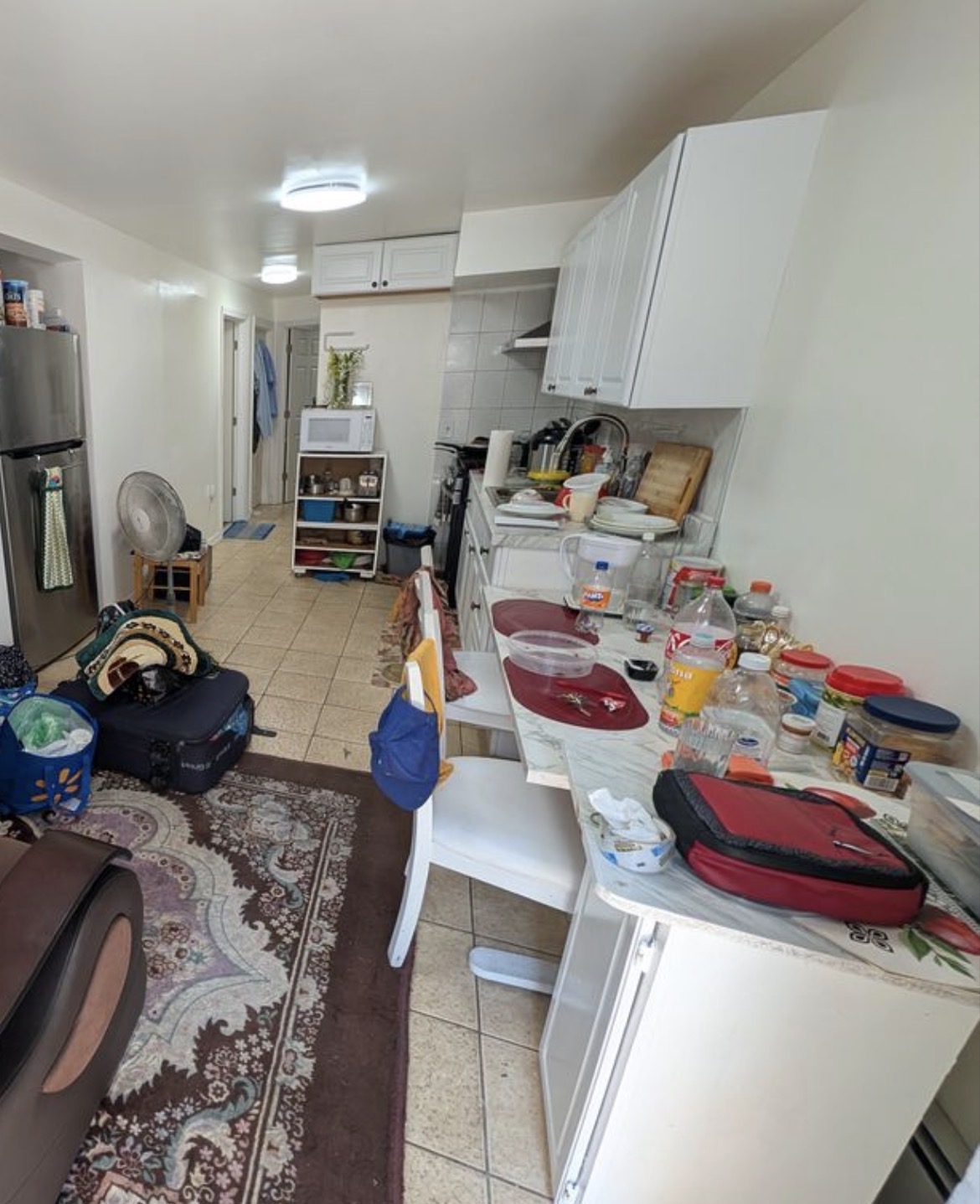 Stunning 1 Bedroom Apartment Available! For more information, photos, and to schedule a viewing, please contact me at schenkelr2@gmail.com.
