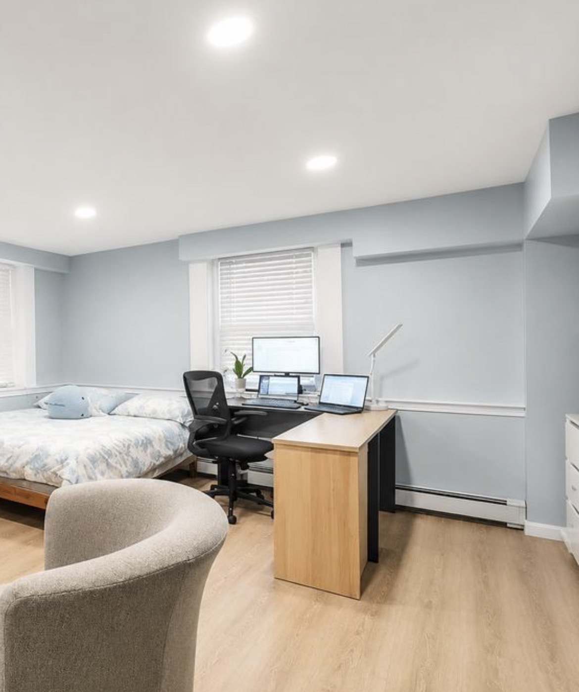 Looking for a peaceful space? We've got you covered! Contact Habulgord@gmail.com to learn more and schedule a viewing.