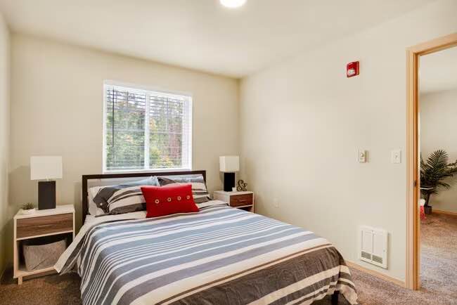 I am looking for someone to take over my lease at SkyVue Apartments in Bellingham, WA starting Jan 1st. 
My rent is currently $1455, includes utilities. Apartment is a one bedroom and is on first floor and pet friendly. 
Washer and dryer are in the apartment. 
If you are interested please message me or email me at paige.pea123@gmail.com