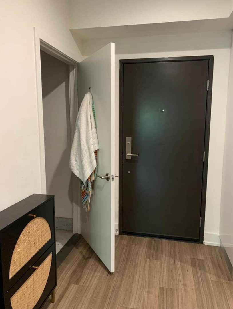 I have a private Studio, FULLY FURNISHED/ ALL UTILITIES PAID/NEWLY RENOVATED with private (back) entrance, and you'll easily make your way around the neighborhood on foot, bicycle, or using a car. 
Furnished with everything in the picture, Negotiable if furniture is not needed, rent can be reduced instead. There are also plenty rideshare options to take advantage of.  Flexible leasing options... month to month, 6 months, or year. 
Fully stocked Kitchen (stove, refrigerator, microwave).
-Laundry room (Private)
-Comfortable accommodations including brand new memory foam Leesa mattress, west elm couch, 40'' TV (netflix, amazon and hulu)
-This is an apartment that is located on the backside of the house, it is attached. It's a separate space and with a separate yard. So you have nothing to share.
-Private driveway for your car.
-Large outdoor dining table, perfect for eating outside on a nice night or having your morning coffee beneath our pecan tree.
-Community driven neighborhood, safe and walkable. 
-Washer/Dryer Included in unit.