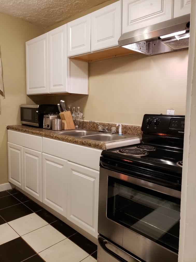 Spacious, Comfortable Layouts
Affordable & Quiet Community
Professional Management That Truly Cares
On-Site Leasing Office & Property Manager
Just 8 minutes to Downtown,
15 minutes to the airport
Close to MARTA & walking distance to bus stops
Minutes from Shopping, Dining, & Malls
10 Minutes to Camp Creek Marketplace
On-site Laundry facility