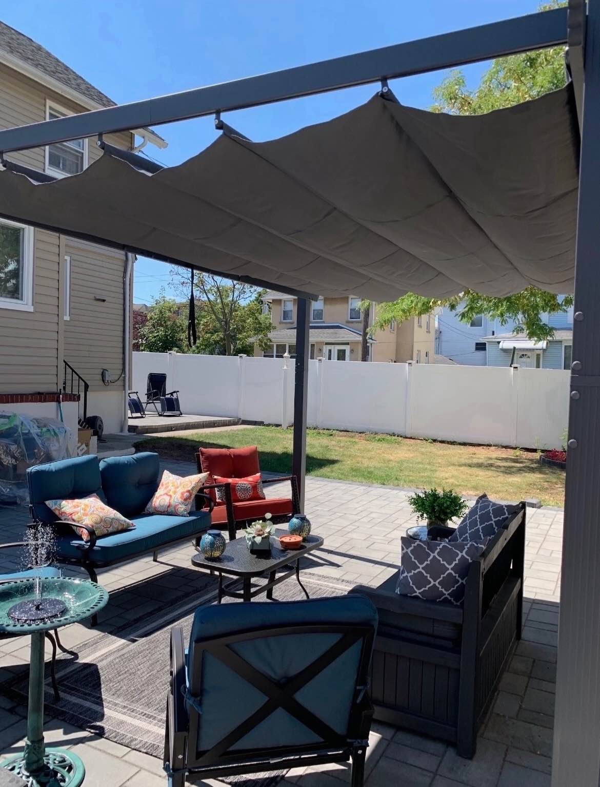 Available immediately, for one female only, all bills paid. free coffee, free drinking water, and free laundry detergent. A quiet room with a private bathroom including a parking space in a house in Carlstadt NJ Just 25 minutes by bus to the Port Authority bus terminal in Manhattan. The bus stop is at the corner of the house. Bus #163 &amp; Bus #164. Also, Hackensack bus # 76 to Newark Penn station is few blocks away. 20 minutes to Newark Airport, and 10 minutes to American dream mall, Lyndhurst, Rutherford, East Rutherford, Rent is $1000 per month plus one month security deposit is required. No pets and no guests.
