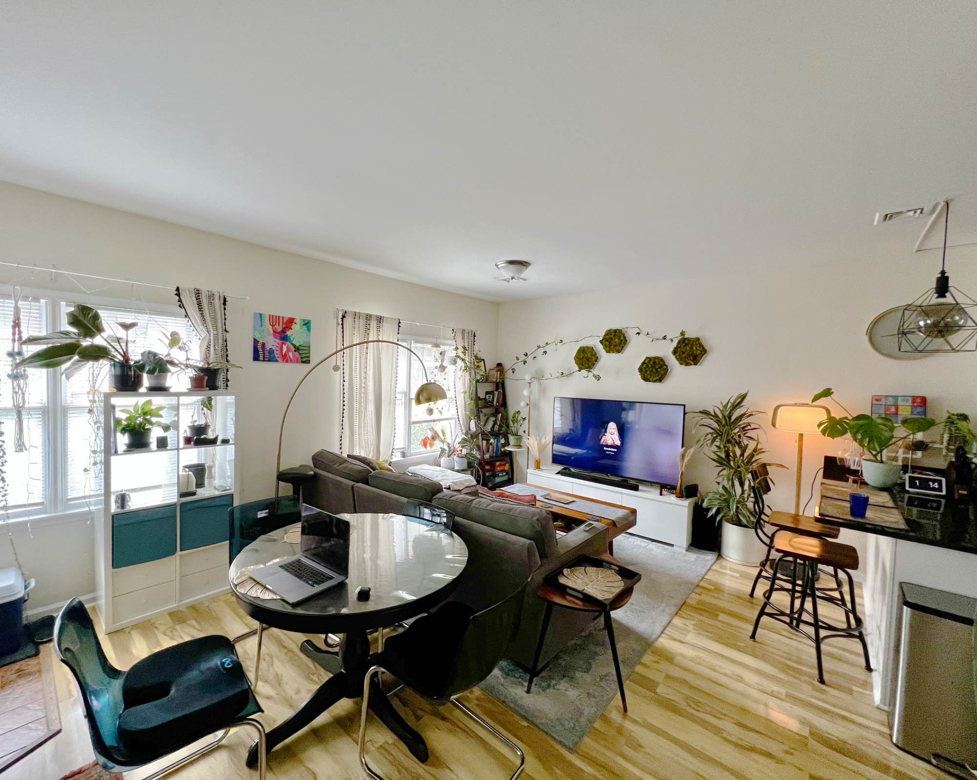 My partner and I have an extra room we’re looking to rent in downtown Jersey City, just an 7 min walk from the Grove St Path Station. We’re looking for an easy-going chill roommate who is clean and respectful. Preference for LGBTQ folks and allies. There is a bit flexibility with the start and end dates and rent would be prorated accordingly. No pets/couples/indoor smoking.