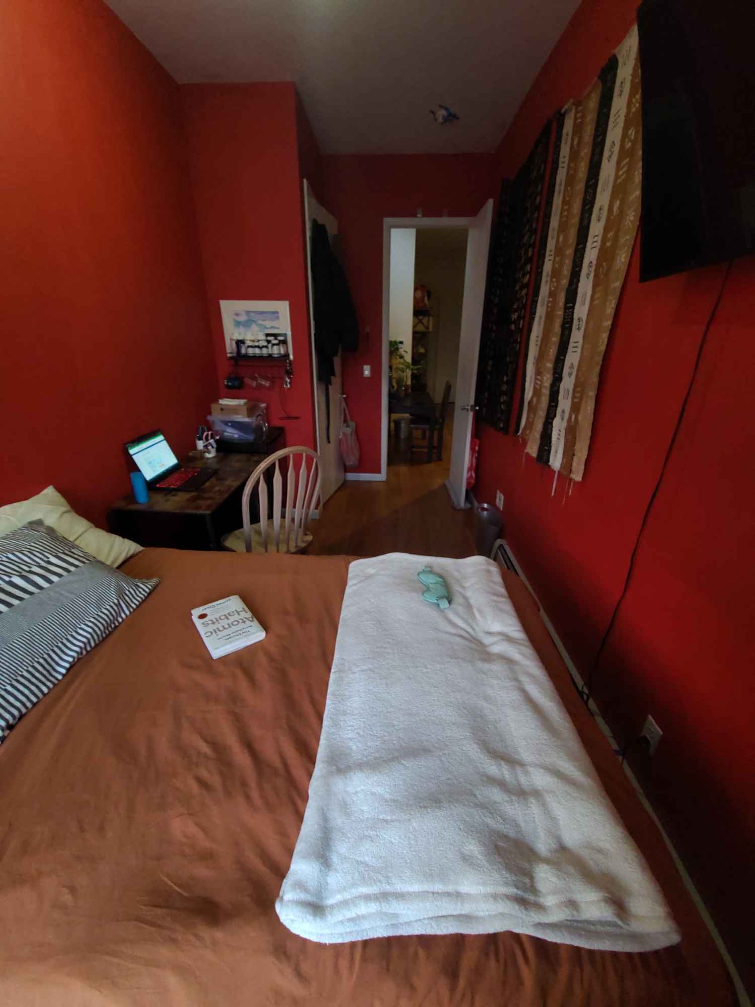 Typical day involves waking up early to go to work. When I get back home, I like to take a shower, make dinner. Drink tea and read a book before I go to bed. I can't think of anything I wish I had known before moving in as I had no expectations. I'm easy.