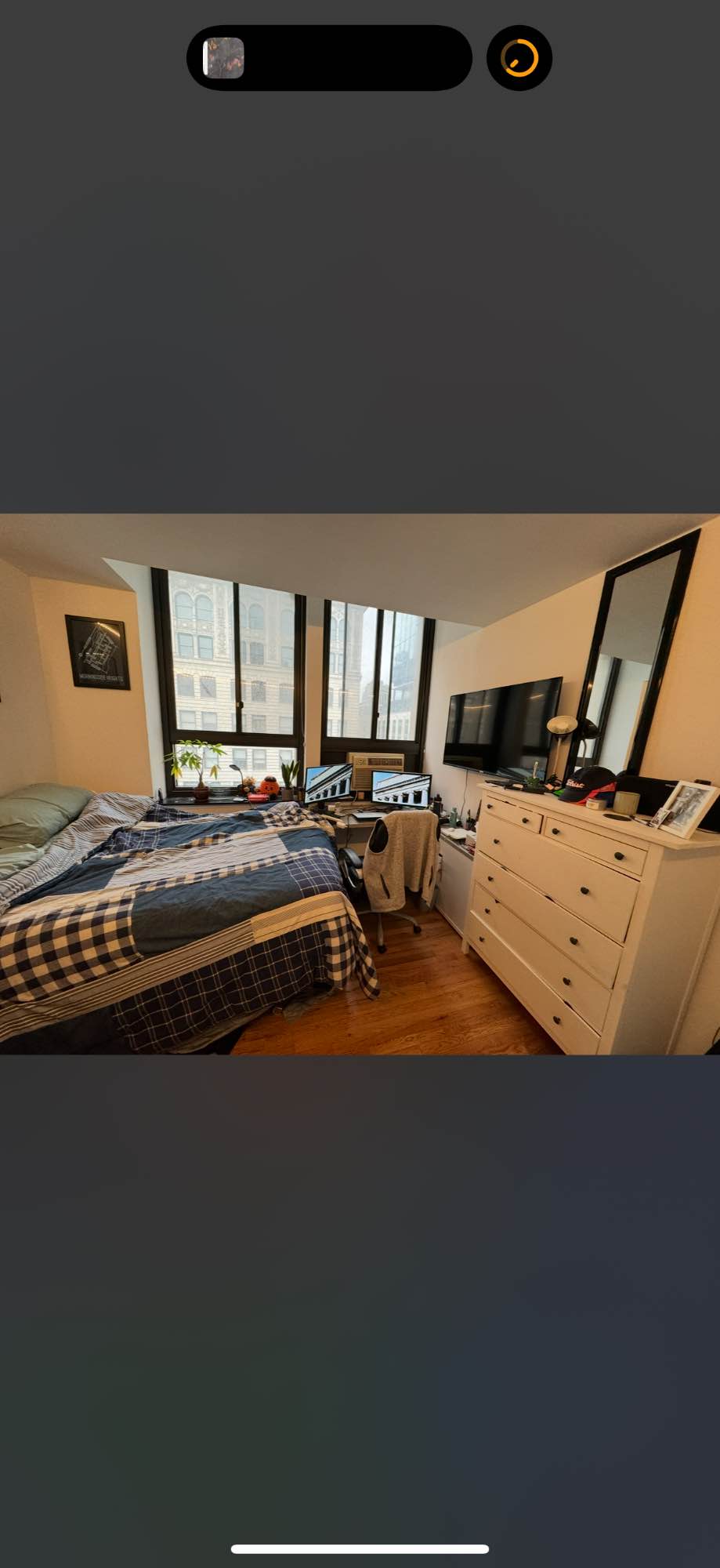 Spacious, light-filled room available in a modern Gramercy Park 3BR with doorman, elevator, and rooftop access. Share the apartment with two other easygoing late-20s professionals.
The room is ideal for WFH and the apartment includes a full kitchen, comfortable living room, in-building laundry, and a gym.
Located in one of Manhattan’s most desirable neighborhoods, the 6 train is right outside the door — with cafes, restaurants, and parks just steps away.
Perfect for someone looking for convenient, flexible living in NYC without a long-term commitment.