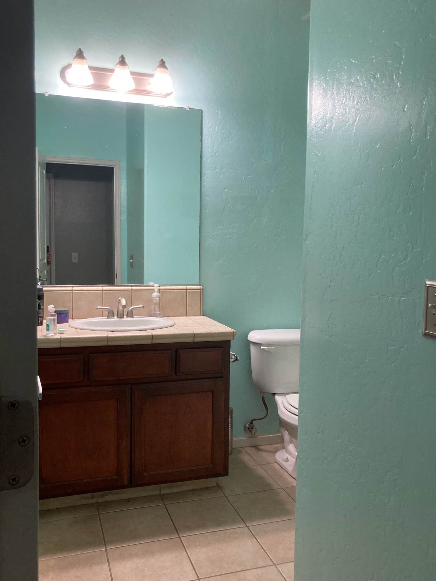 Private room for rent

Hello, We have a furnished room for rent located in Visalia, Ca 93227. Rent is $800, and includes all utilities and wireless internet. This house has close freeway access, and is close to shopping centers, malls, restaurants, and schools. We are 3 miles from the hospital. The area is a very safe, and quiet suburban neighborhood. The neighbors are friendly and easy-going.

The bedroom is spacious, with a front window and closet space with double sliding doors. The bathroom is decent size, and will be shared with one other male. Full access to the kitchen, laundry rooms. You will have full use of the kitchen, and room in the fridge for your food. Plenty of street parking available, that is very safe. The following utilities are included with rent: Electricity, Gas, Water, Trash/Sewer, and Internet.

About us: We are a couple in our early 40's, no kids, with 2 dogs and a cat.

One person per room but we are ok with overnight guests.