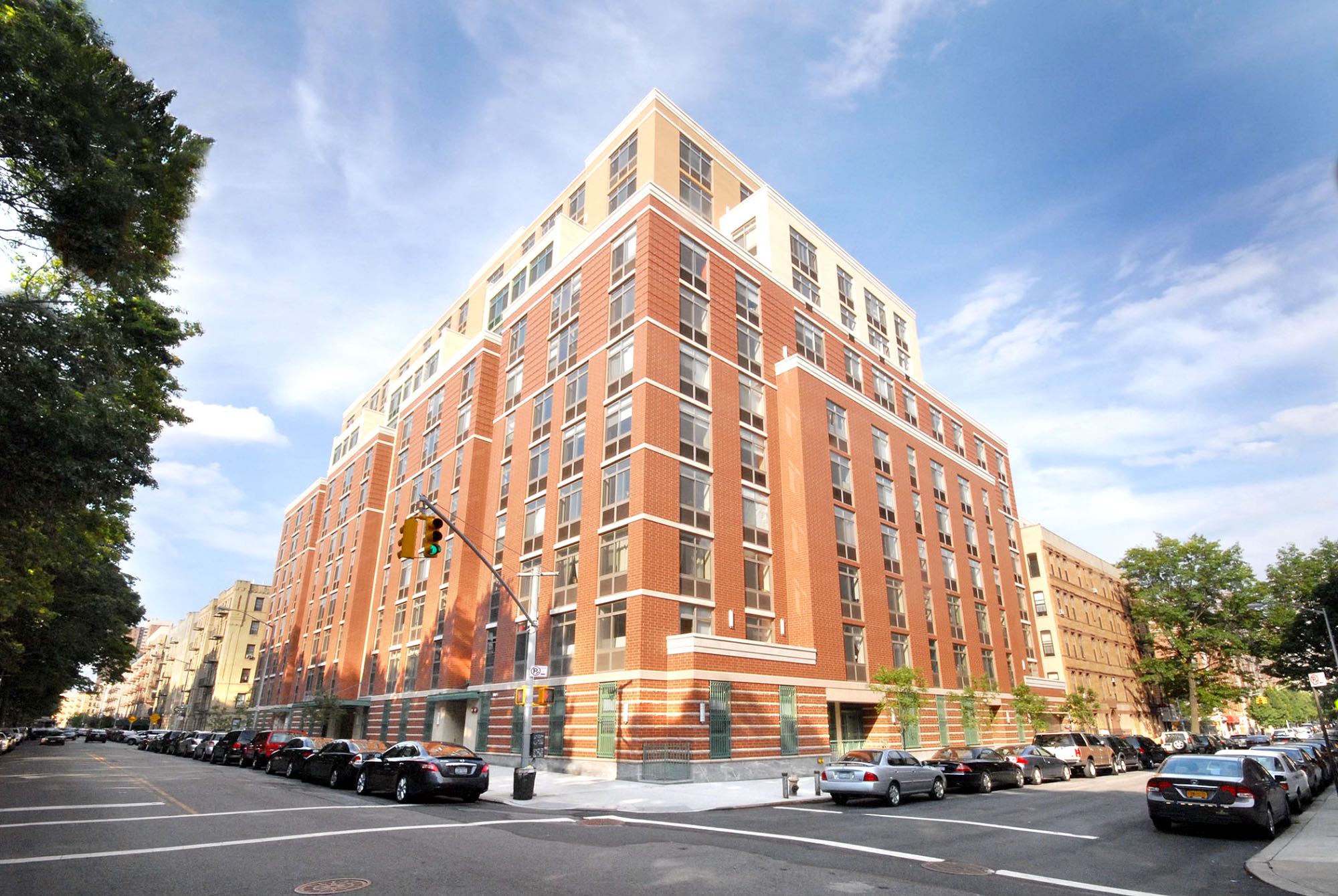 🏙️ Room for rent in modern building

I have one room available in a beautiful modern 3-bedroom, 2-bathroom apartment.

⸻

🧍‍♂️ About Me

I’m a professional male, calm, friendly, and respectful. I travel frequently, live a healthy lifestyle, enjoy tennis, and drink a lot of tea. I value a peaceful and tidy home.

⸻

👤 About You

I'm okay if you're male or female — what’s important is that you’re:
	•	Considerate, respectful, and responsible
	•	Clean and tidy — you always clean up after yourself in shared spaces (kitchen, living room, dining room, and bathroom)
	•	Mindful of quiet hours between 12 AM and 7 AM

⸻

🏢 Apartment & Building Amenities
	•	Unfurnished private room
	•	Doorman and impressive lobby
	•	Fitness/exercise room
	•	Beautiful courtyard
	•	Large kitchen with state-of-the-art appliances
	•	In-unit washer & dryer
	•	High ceilings and oversized windows throughout
	•	Just 3 blocks to the A, B, C, D trains
	•	Steps away from Starbucks, Bank of America, Duane Reade/Walgreens, and New York Sports Club
	•	The building is located directly across from Jackie Robinson Park

⸻

💵 Rent & Requirements
	•	$1,300/month (includes heat, water, and Wi-Fi)
	•	1-year minimum stay
	•	Move-in total: $2,600 (first month’s rent + one-month security deposit)
	•	Must be employed and able to provide proof of income
	•	$45 non-refundable for tenant credit/background check
	•	No pets and no couples

⸻

📅 Next Steps

If you’re seriously interested, please reach out to schedule a visit and meet in person. I look forward to meeting someone who appreciates a comfortable, respectful, and well-kept home.