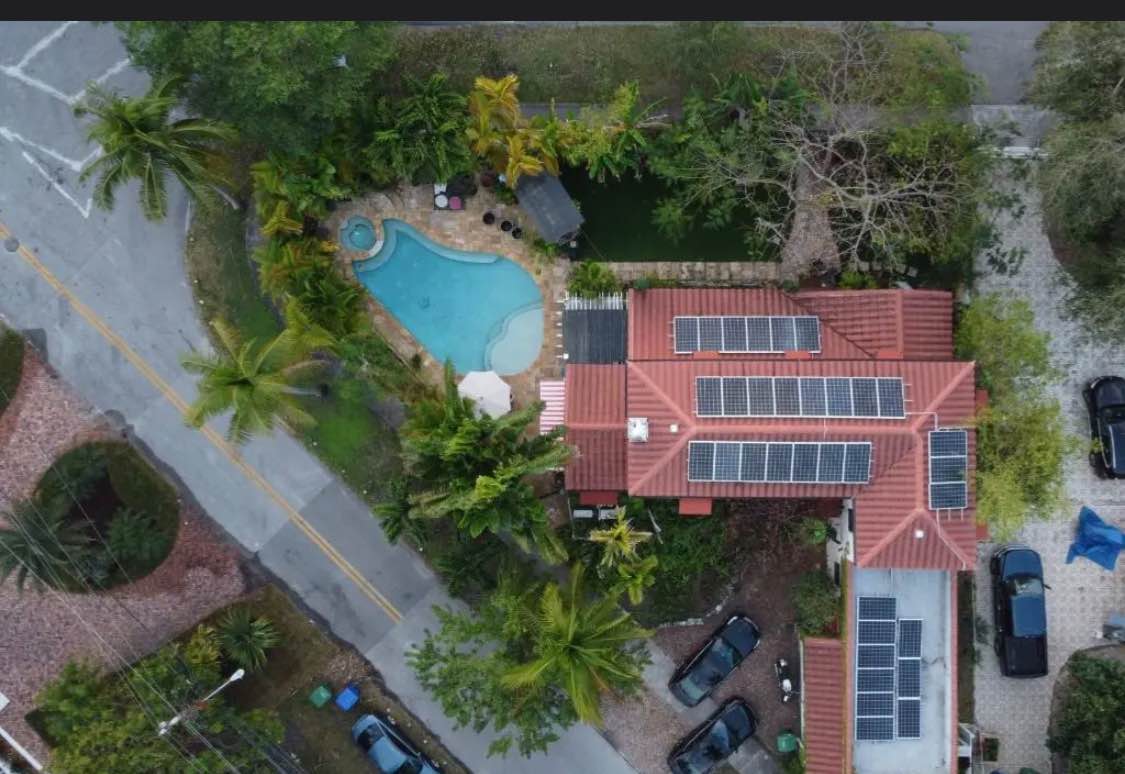 professional malw who travels for work looking for a roommate for an upper Eastside pool house in Miami. Convenient between Fort Lauderdale and Miami near the 79th St., Causeway. Will have private bedroom and a bathroom included Wi-Fi and utilities included. Off Street parking