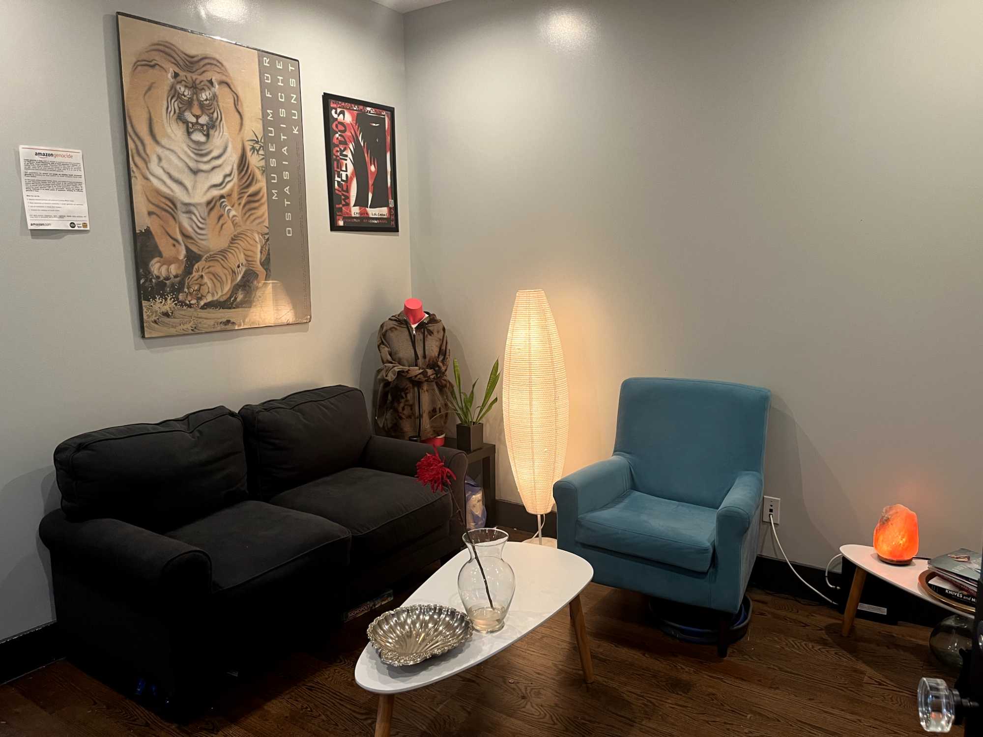 Room available in Bushwick starting July 1st for a year long lease in a 3bed 1bath apartment.
The details:
Rent is $1180 + utilities ($80-$150, highest in the summer).
Room is 11 x 8 and fits a full sized bed comfortably and has a decent sized closet.
Newer building with central air, rooftop access with incredible view and laundry in building. Apartment is on the second floor (pretty easy 14 step staircase from floor 1 to floor 2).
Great location near lots of music venues, clubs, bars, restaurants, coffee shops and vintage stores in the heart of Bushwick.
5 minutes walk to Central M train, 7 min to Kosciuszko J, 10 min to Dekalb L. Lots of bus stops within a few blocks.
Two of us have lived here for a year already and are looking to sign a new lease with a 3rd person.
We are looking for a queer friendly, BIPOC friendly, 420 friendly, dog friendly, anti-zionist roommate, aged late 20s-40s. You will be living with two other roommates:
Ciarra (She/ They) - Late 30s, works as a music producer, designer and gig worker. Has a 5 year old super sweet French Bulldog rescue who hangs out in her room a lot (but also loves to socialize if you are a dog person).
Mary Grace (They) - Non-binary femme, late 20s. Works as a professional pastry chef. Loves to bake and makes sweet treats for the apartment weekly (or sometimes more). Mary Grace will be subletting their room to their friend Crossey until September while they are working a seasonal job upstate for the summer (read about Crossey below).
Crossey (He/ them) - Late 20s, queer, works in fashion, is usually working or skateboarding. Crossey is subletting Mary Grace’s room until September.
700+ credit score and 40x the rent income needed for building management approval. Guarantors accepted! We each pay our rents separately to management each month via an online portal.
Unfortunately management will not accept any additional pets.
Please send me a message if interested!