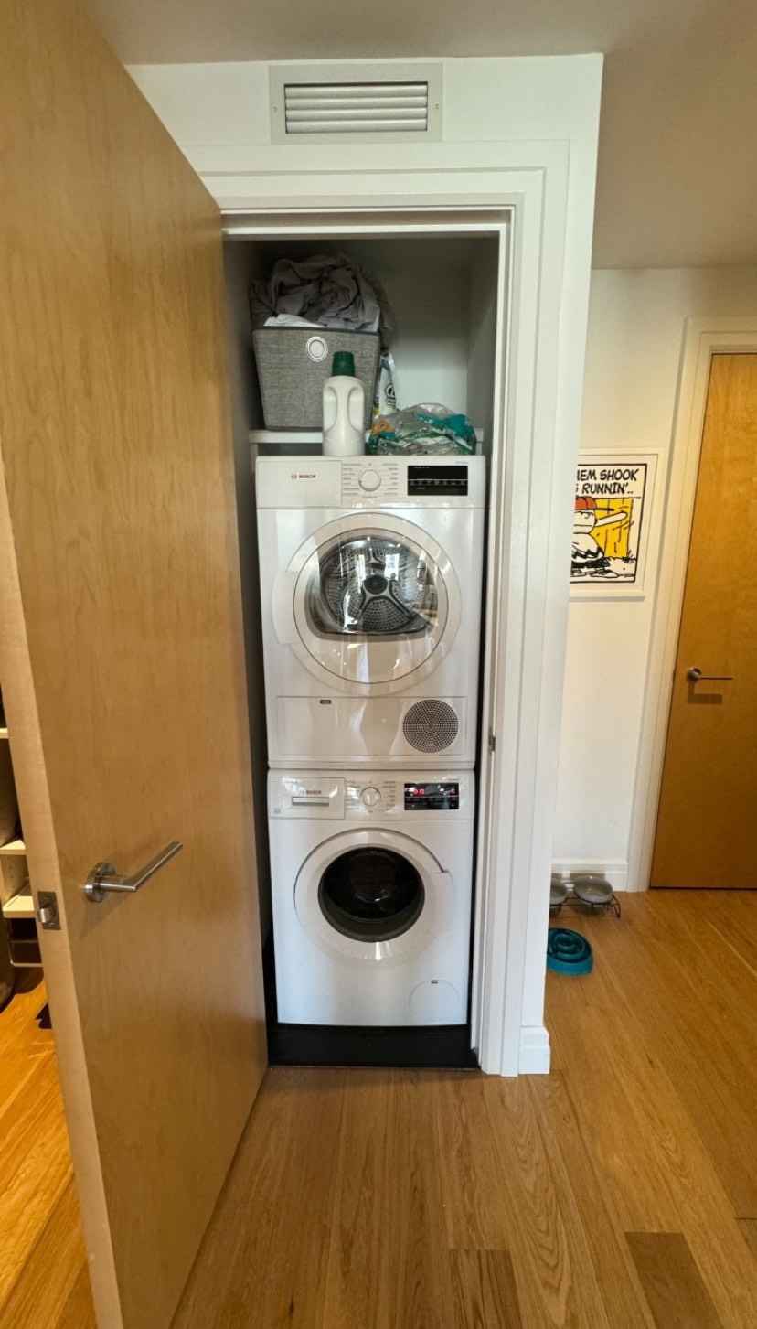 1 Bedroom Apartment for Rent! Contact Frank at Ashahgsag@gmail.com for an appointment.