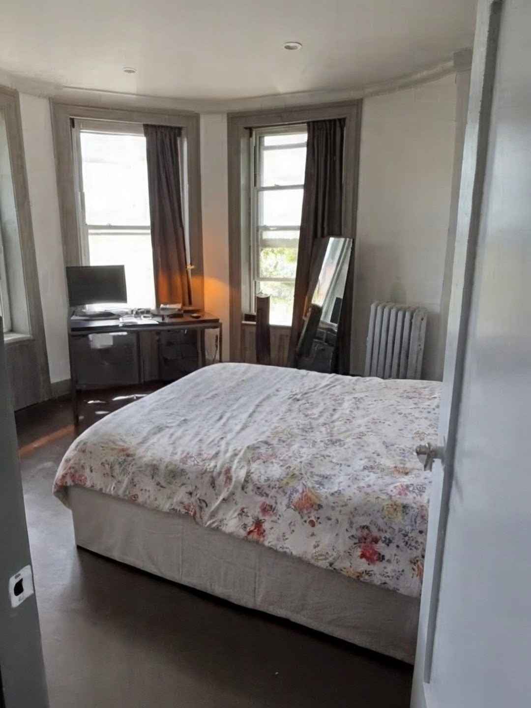 Hi,
We are looking for someone to take over the lease for a private room in our 3 bed / 2 bath apartment (plus an extra guest/office room, so technically 4 br) with in-unit washer and dryer in Clinton Hill, Brooklyn from November/ can accommodate a week earlier if needed.

The lease runs through the end of June 2026 and can be renewed after that.

Rent: $2,100/month + utilities
Deposit: $2,100
Furniture share (shared space furniture+ bedroom AC): $1000

The apartment is on a quiet, beautiful block just 5 minutes from the C/G trains and 10 minutes to Atlantic Terminal. The neighborhood is full of great restaurants, cafes, and bars. The room gets a lot of natural light, has a closet, a radiator heater, and an in-room AC unit (included as part of the furniture).

You’ll share a bathroom with one male roommate. The two roommates would be: Female professional (hybrid schedule) and Male student

We keep the apartment clean, respectful, and friendly. It’s a cozy, communicative home where everyone values both social time and personal space.

If interested, please reach out and tell me a bit about yourself. I can also share photos of the room and apartment if you are interested.

Thanks,
MJ