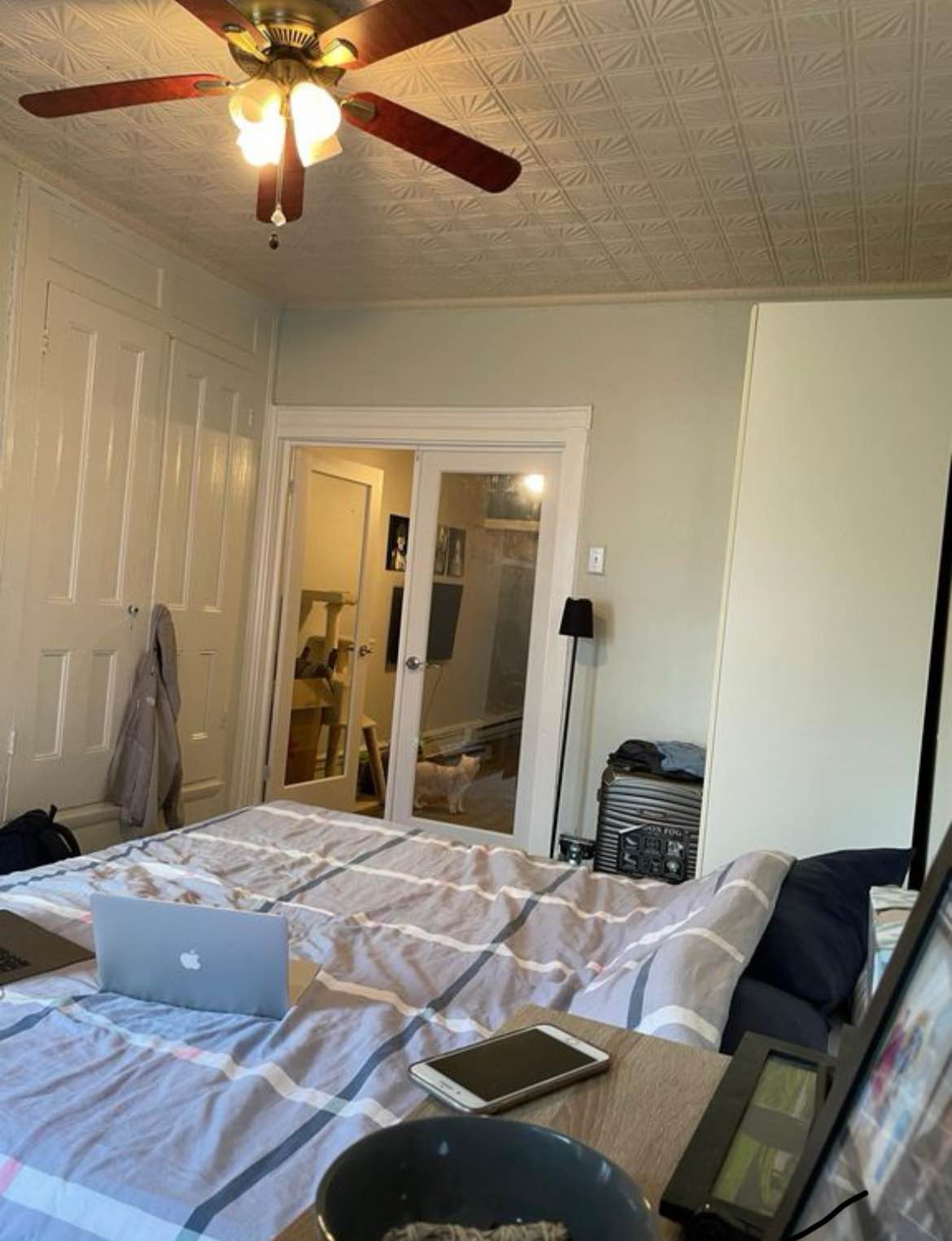 Apartment Available! For more information, photos, and to schedule a viewing, kindly email us at Chriskoppel11@gmail.com.