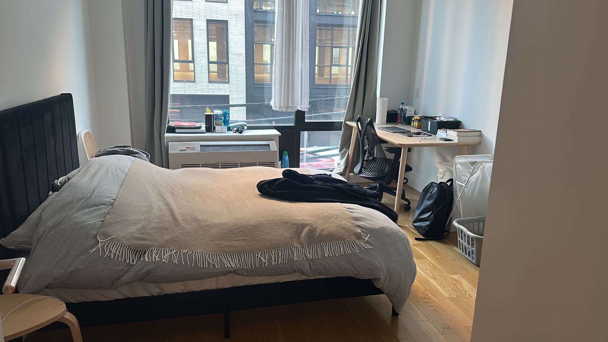 3 Bed 2 Bath Apt.
The room is spacious with high ceilings and has hardwood floors. You will share the bathroom with one person. It is located in the best area of Williamsburg, just a short walk from McCarren Park and some of the best coffee shop and restaurants. The other two roommates are two males in their late twenties who work in Manhattan. The building also has a rooftop, a gym, laundry on the ground floor, and a doorman. It is one of the best deals in Williamsburg!