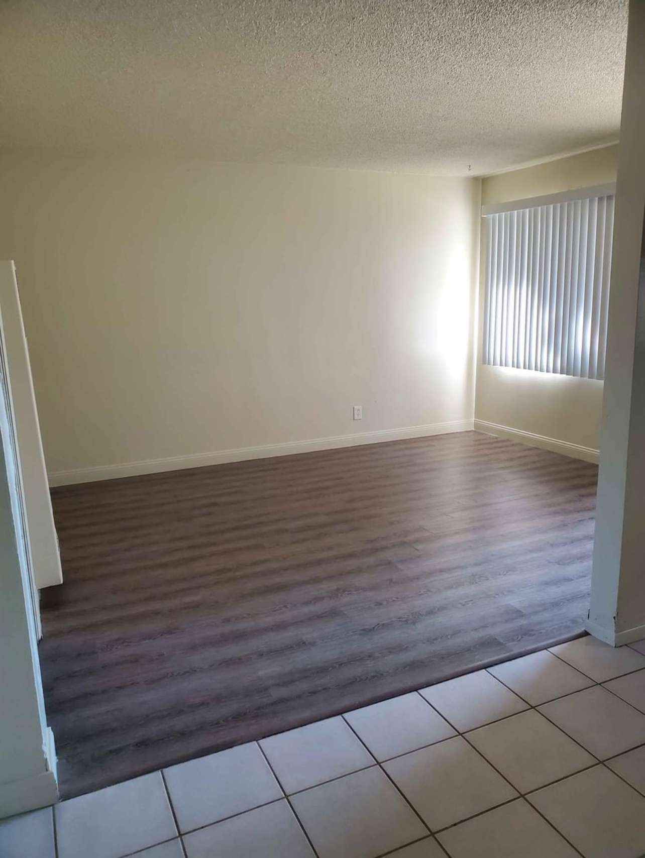 Kindly drop your contact information for more details or text me on+13094200730

The unit comes unfurnished and has all the necessary utilities needed
WiFi,laundry and electricity are also included in the utilities 
Pets are also allowed since they are Well trained, Do you have pets?