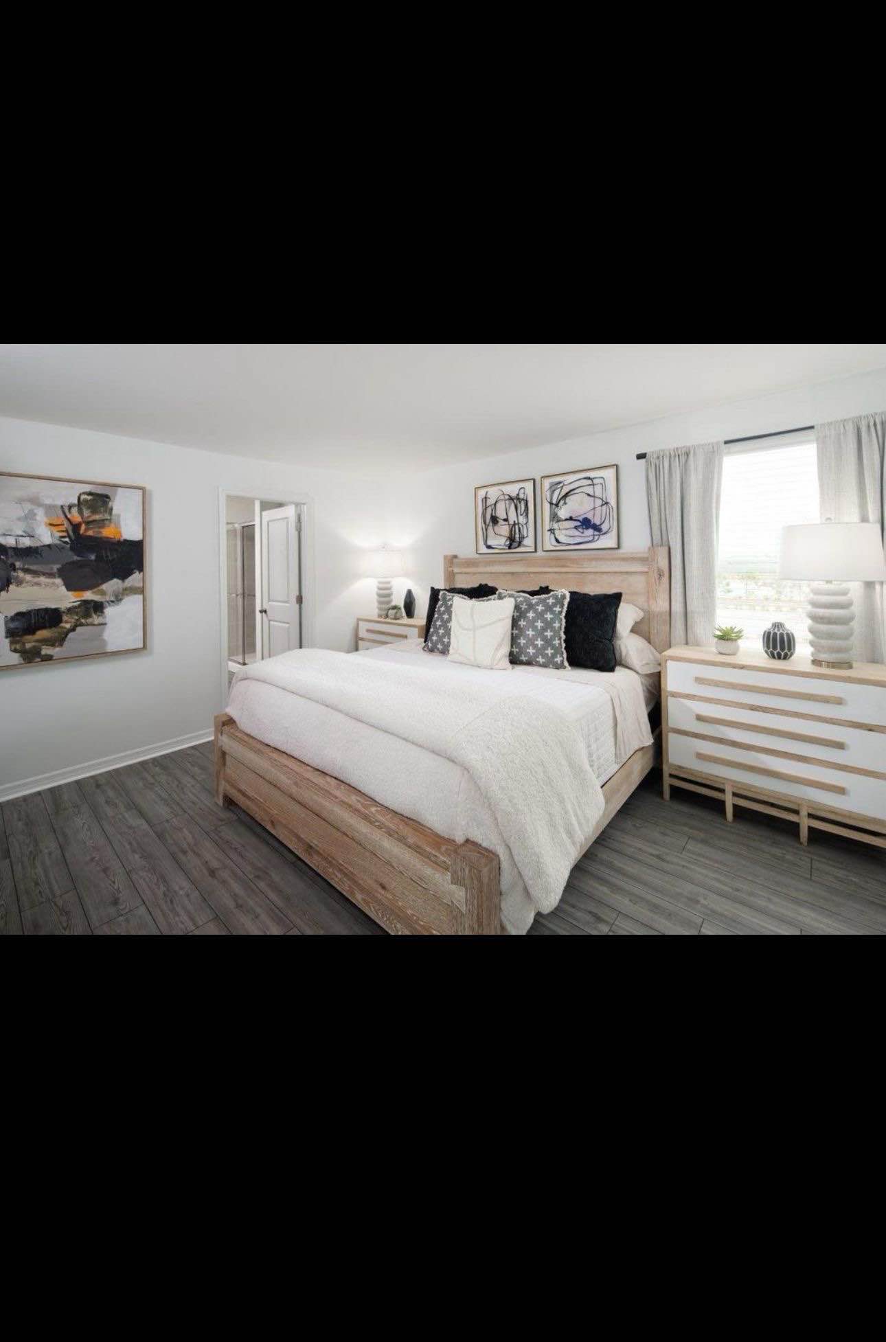 Spacious 3-Bedroom, 3-Bath Apartment
This stunning 3-bedroom, 3-bath apartment offers the perfect blend of comfort, style, and functionality. Step into a bright, open-concept living and dining area with large windows that fill the space with natural light. The modern kitchen is designed for convenience, featuring sleek countertops, ample cabinet storage, and high-quality appliances.
Each of the three bedrooms is generously sized, with plenty of closet space and privacy. Two bedrooms include en-suite bathrooms, providing an ideal setup for families, professionals, or roommates who value both comfort and independence. The third full bathroom is easily accessible for guests and daily use.
Additional highlights include contemporary finishes, in-unit laundry, and a private balcony/patio (if applicable) for relaxation or entertaining. Perfectly located near shopping, dining, schools, and transportation, this apartment combines modern living with everyday convenience.