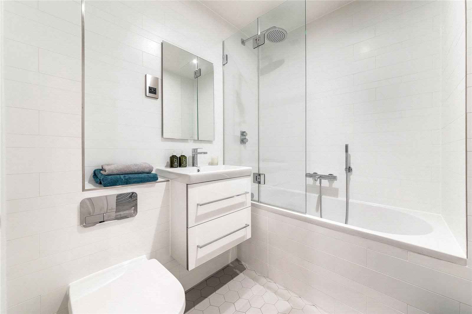 A magnificent 2 BED 2 BATH featuring modern design and details.
central spot: home to brooklyns prime neighborhood Bushwick/ Williamsburgl amidst plenty of shops bars and MUCH MORE.. . A close commute to the L,M ,subway lines at. just a 15 min commute to Manhattan! Make it your spot!
don't miss this!
this unit boasts:
Brand new renovated unit in a stunning building
2 spa inspired baths
high ceilings
washer/dryer in unit
amazing kitchen with granite countertops and stainless steel appliances.
designer lighting throughout the apartment
large bedrooms fitting KING/ queen size beds plus desk and closets in each
windows in all rooms
spacious bright living room
stunning hardwood floors