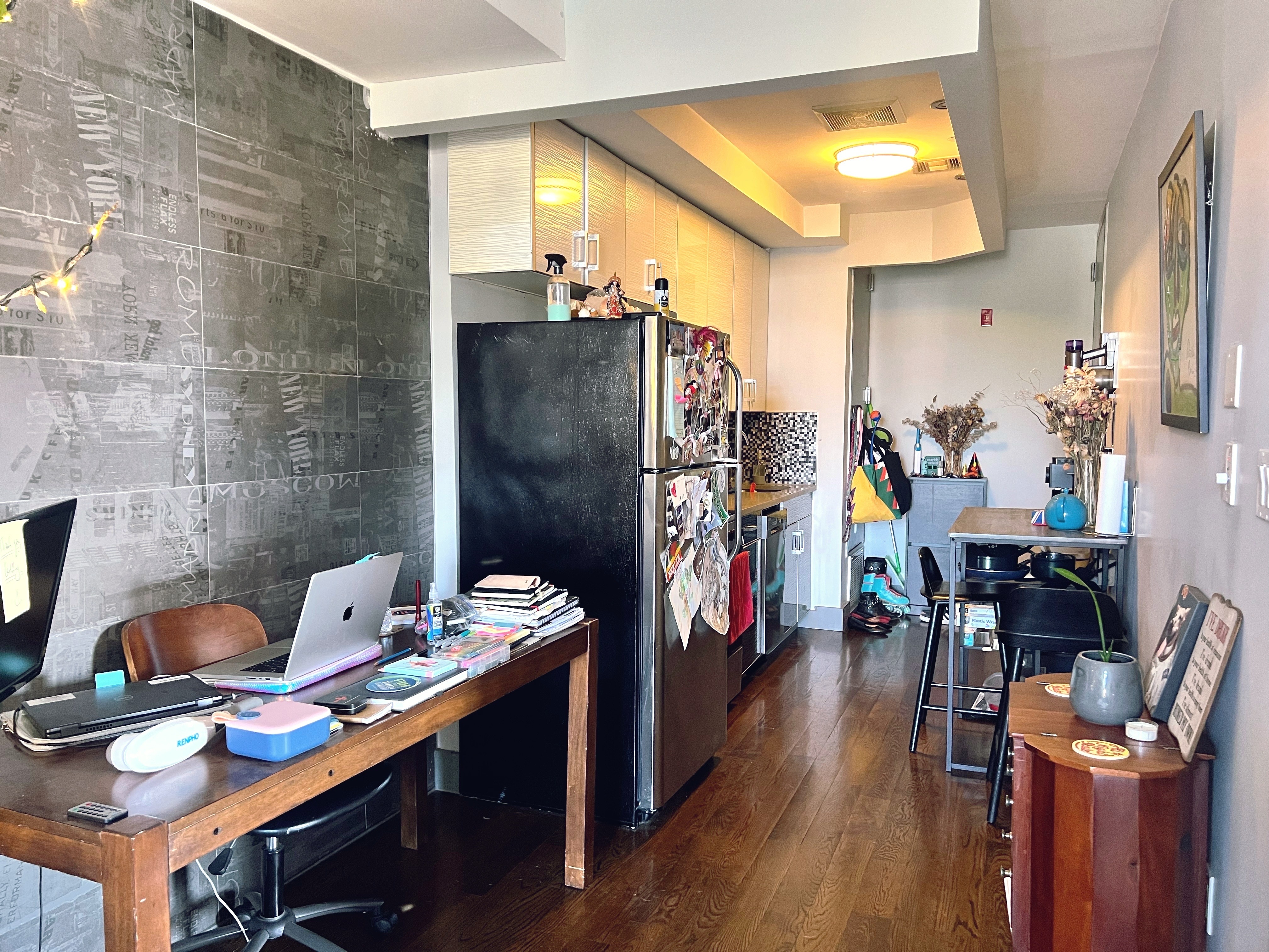 $1,500 / 2br - Room in cozy 2 bed, 1 bath apt w/semi private terrace, gym, parking + (Ridgewood)
Hi,
My name is Jenny and I'm looking for a clean and responsible person that doesn't work from home ideally to share my 2 bed, 1 bath apartment. I would prefer if you stay for a full year, with the possibility of extending the stay if we get along and everything works out. I’ve been living here for over 4 years and I absolutely love it and I'm sure you will love it too.
The apartment is mainly furnished (couch, tables, TV without cable but great to watch Netflix etc.). It also has a Bluetooth speakers system, a spacious kitchen with a dishwasher and microwave, and a bathroom with a soaking tub (great for bubble baths). There is central A/C and screen doors for keeping the bugs out on both doors (balcony and terrace).
We get tons of natural light as we have a small balcony, and a beautiful terrace that I share with my amazing neighbors/friends.
The room will be unfurnished and there is a closet next to the room. You can fit up to a queen size bed and a desk comfortably and you can also use my curtains if you don't feel like changing them or getting your own.
The building has multiple amenities like a shared rooftop, a gym, parking (parking is NOT included, it's $250/month), a bike room and a laundry room. The management/landlord is great and responsive so if anything breaks or needs to get fixed they send someone right away.
The Seneca M stop is only a few blocks away and the DeKalb L stop is 10 min away. The neighborhood is great and you can find anything you need for an affordable price. There are many laundromats, super markets, popular clubs, bars, restaurants and parks in the area and there is a B38 bus stop right across the street.
Utilities are NOT included but all the contracts are on my name and I always pay everything on time and along with the rent we need to pay for everything on the 1st of each month. We would split the utilities and house expenses like toilette paper etc. There isn't an exact amount because the electricity, gas and expenses bills fluctuate depending on the season and our lifestyle but we can also discuss this in person.
Overall this house is full of good vibes and I don't mind sharing my stuff with whoever moves in as long as everything is being used respectfully and left how it was found.
About This Lister:
I treat this space as a sanctuary to escape the craziness of New York. I'm a neat-freak and I expect to share the cleaning chores fairly.
I live here with my adorable and super friendly doggie son, Gryffindor. He is a medium size, 3 years old Texas Heeler that is house trained. He also doesn’t have any odor. You will have to be OK with having him around of course and no other pets are allowed.
The kitchen and bathroom are always spotless clean to avoid pests, awkward moments and unnecessary drama.
I'm a proper functional adult, I'm very positive and full of energy. I'm down to hang if we click but I also mind my own business. In my free time I'm usually out and about roller skating, biking, eating, partying, hanging out with my partner and friends or enjoying life as much as I can. I meditate every day and I do therapy once a week. I care a lot about my mental health so hope you do as well.
I'm a UX/UI Designer and I work remotely from home. I'm mindful and considerate of the space so even if I'm around you'll always have space to cook and use the bathroom and the common spaces. I'm a total hustler so I also have other side gigs that keep me even busier.
I'm a Deep Techno DJ/Producer but I don't bring the party home. I do like to listen to music every day during the day but wouldn't disturb you with it as I mainly listen to ambient or low tempo music at home and I use my headphones too if necessary. At times I record my sets but I do that when nobody else is around.
Occasionally I host BBQs or parties on the terrace with my neighbors that don't end extremely late (usually we are done by 1am) and when the weather is nice I like to relax or work from there so you would need to be totally OK with sharing the access to it as the terrace door is in this room.You will be more than welcome to join the events but also no pressure if you don't like to participate. If you want to use the BBQ, the fire pit or if something needs to be replaced, we usually share those expenses between both apartments (4 people).
Visitors are always welcome but communication is key so we can discuss this in person when you come to check out the room.
I'm looking for a clean, nice, responsible, open minded and easy going person that is drama free and that is a functional adult as well. I would love if you don't bring the party home and you get a big plus if you are part of the LGQBT + community, like music, books and to cook.
The house is 420 friendly but hardcore drugs or people that do them aren't welcome in this house. If you are a smoker (weed or cigarettes) it's fine but you would need to always smoke in the terrace and clean after yourself (ashtrays etc.).
Rental requirements:
- Good credit (680 minimum) and income (salary that cover 40 x the rent). The landlord will require you to apply to have your info on file. I’m on the lease and you’ll be replacing my current roommate on the lease. The application cost is $20
- First month and security deposit are paid to me before moving in. I’m the one handling this directly so you have to send me the deposit first. If you get approved and you back out you will LOSE your deposit (please read this carefully so there aren’t any misunderstandings). If you don’t get approved by any reason the deposit is refundable of course.
If you have any other questions I'm more than happy to answer them and hope you are the lucky one that gets to share this space with me. I'm the BEST roommate ever!