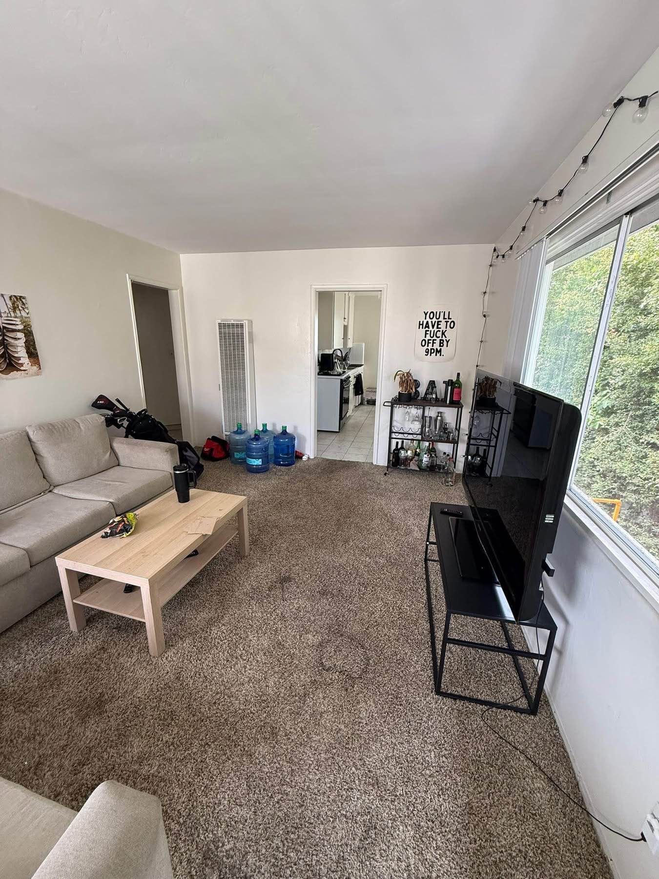 I’m offering a private one bedroom apartment in 626 E 39th St Brooklyn, NY  11203 kindly dm me so that i can give you more information about the place or text me on ‬ +1 (848) 999-4594 thanks ☺️ 