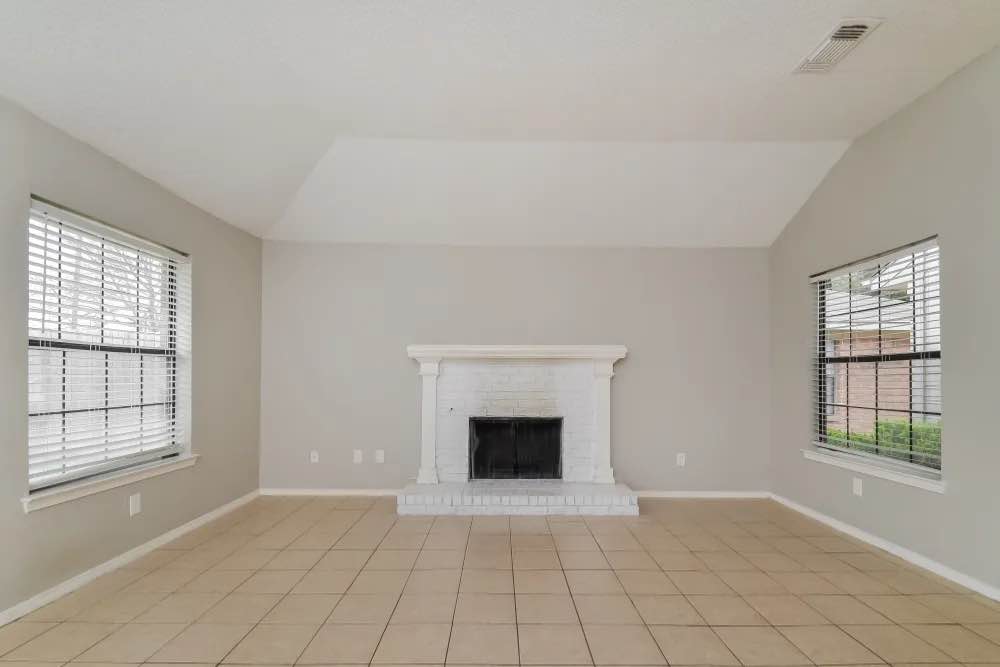 Amazing home  available now. This warm and inviting home has everything you need and want, from the functional floor plan to the small details making it a great place to call home. Some features of this home are neutrally painted walls, stylish fixtures and lots more! The kitchen includes all the major appliances and ample cabinet space, so you can start preparing your favorite meals upon move in. If you have pets, no problem! Our home is pet friendly.