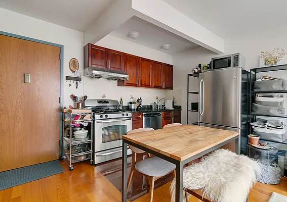 Hi, my name is Dawson I am the landlord to the fine apartment, do check it out , it’s Spacious, sunny one-bedroom in a boutique rental building, close to everything downtown!
New construction elevator building with great amenities, such as a shared roof deck, a live-in super, en-suite washer and dryer, stainless steel appliances: dishwasher, microwave, granite countertop, custom cabinets, and a newly tiled bathroom. It faces south and gets excellent sunlight throughout the day. This apartment has easy access to a large, landscaped roof deck. The building is centrally located, steps from the Grand Street B/D train, and Nolita, Soho, and the Lower East Side are only steps away.
Monthly rent is $750
Security deposit : a refundable deposit is $250 is required upon signing of the lease to secure the space …
Kindly reach out to me via these contacts.
iMessage : +19042278345
WhatsApp : ‪+18103315125‬

I look forward hearing from you and appreciate your interest in my unit . 