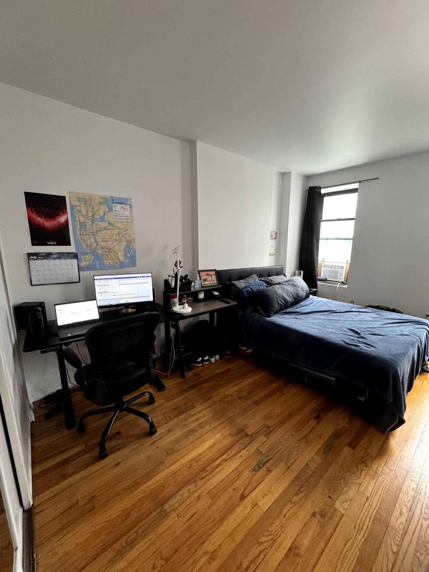 I am currently leaving my apartment in Hells Kitchen : ( (arround 44 and 10) I am hoping to find a replacement for my roommates who are staying in the unit. It is a 3 bedroom 1 bathroom on the top floor of a 5 story building with an elevator. There is laundry in the building and a target is literally across the street.
My roommates are 2 other gay men (30M and 27M) who have been living here for the past 3 years and would love another gay to join the lease! They both have Hybrid work schedules and go into the office a few times a week.
The room is approximately 14’ x 12’, east and street facing with plenty of natural light. There are two windows and a fire escape. The room has a full closet along the back wall.
The monthly rent of 1770 Rent will be prorated for August depending on your preferred move in date or the lease will begin 9/1/25. Note the earliest move in can be 8/10/25. The new rent as of 10/1/25 will be $1875 and the lease will be one year.
Furniture (optional):
Available for purchase at a negotiable price, just let me know what you’d like to keep. Items include:
• Queen bed frame + mattress (recommend replacing mattress)
• AC window unit
• Three desks
• Dresser
The furniture is functional but not high-end, so feel free to bring your own if you prefer. Feel free to contact me at tkieltyka18@gmail.com to discuss.
Security deposit is $1,600, which will need to be paid directly to me.