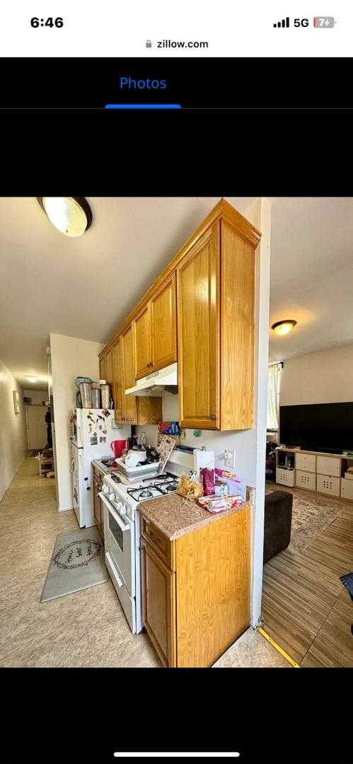 Beautiful one bedroom apartment in a prime location available for rent. Ideal for singles or couples. For more information, please reach out to Habulgord@gmail.com!