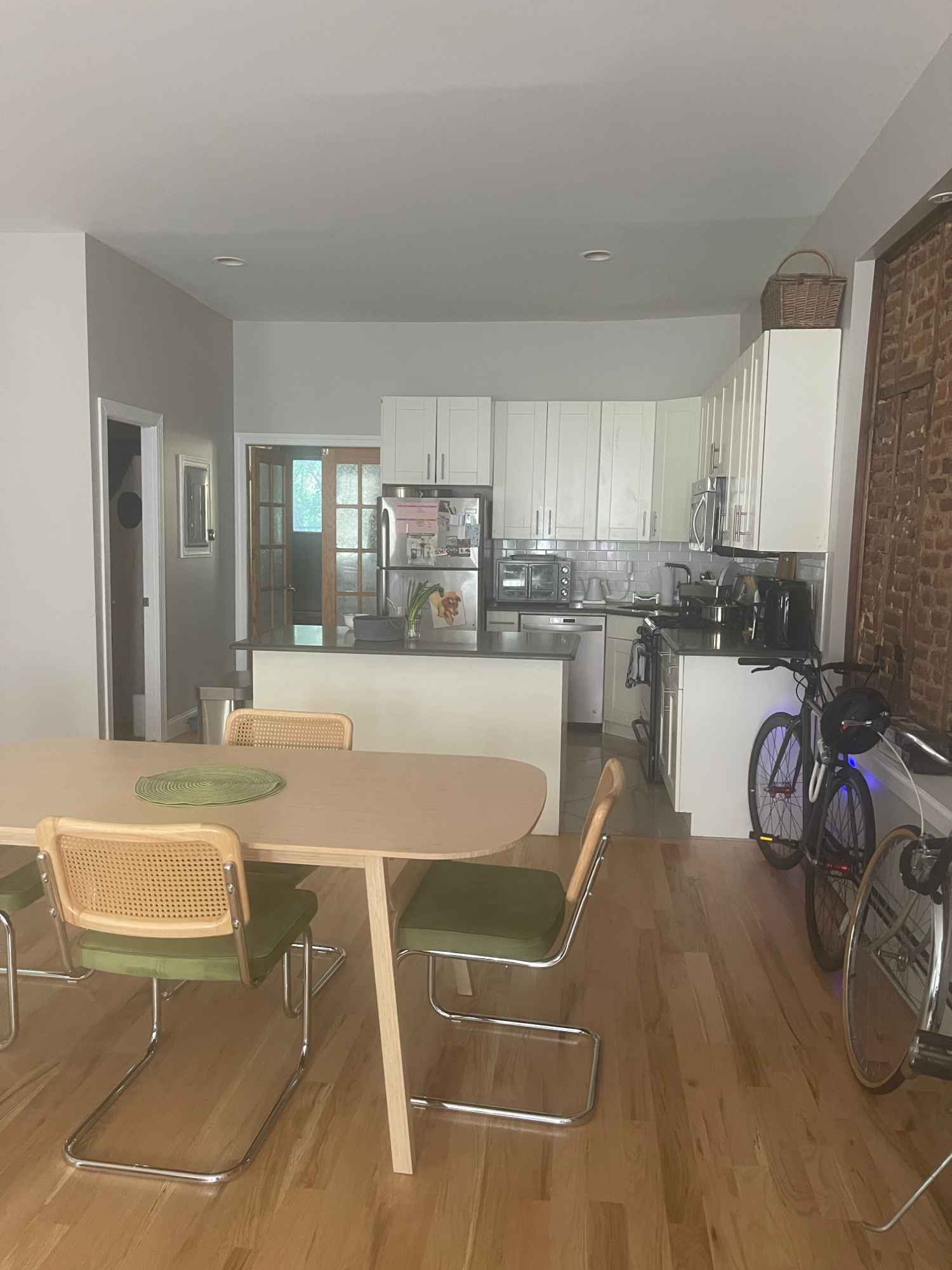 Large Sunny Bedroom in Bushwick | Available Oct 1
The Space:
-Location: 5 min walk to L train at Wilson Av and 2 blocks from Irving Square Park!
-Rent: $1,200/month + utilities (~$100/mo)
-Room: Bright unfurnished bedroom with gorgeous bay windows + shared bathroom with one other roommate
-Move-in: October 1st
-Amenities: In-unit washer & dryer, dishwasher, huge open layout living and dining space, lots of natural light
What We Offer
- In-unit washer/dryer
- Large, well-equipped kitchen with reverse-osmosis water filter
- Spacious, furnished common areas
- Super responsive landlord
- High-speed Verizon internet
About Our Home
We share our space with Hunny, our house dog and furry security system! 🐕
Important note: One of our roommates has a severe nut allergy, so our kitchen is conscious of cross-contamination
Who We're Looking For
- Femme in their mid to late 20s
- Clean, communicative, considerate of shared spaces; willing to contribute to household responsibilities split equally among roommates
- Interested in being a part of a friendly, long-term living situation; we try to hang out together and get dinner, see a movie, etc about once a month so would love someone who’s open to that!
About Your Future Roommates:
Ash (27): recent NYC transplant from Austin, TX! Works from home in tech. Current joys include cooking, yoga, and local political organizing (looking for a canvassing buddy!)
Liv (24): also a recent NYC transplant, but from New Jersey (NYer by proxy?)! Works remotely as a copywriter in advertising/branding. Hobbies/Interests are traveling, anime, photography, dancing salsa, and exploring the city!
Rav (21): Bronx native who recently moved back to the city to explore the wonders of Brooklyn! I currently work as a café attendant in the UWS. My hobbies/interests include DJing (very Bushwick of me lol), art, fashion, reading, and trying new restaurants/food joints around the city (big foodie!)
Landlord Requirements
- Must pass a background check and provide proof of income (30x rent or a guarantor)
- $1,200 security deposit
If we seem like a good fit, let’s chat and we can schedule a time for you to come see the space in person!
Video of Room: https://drive.google.com/file/d/1TFHONulGj2lvib_ITtmGsCD3q0hMcZH-/view?usp=drivesdk