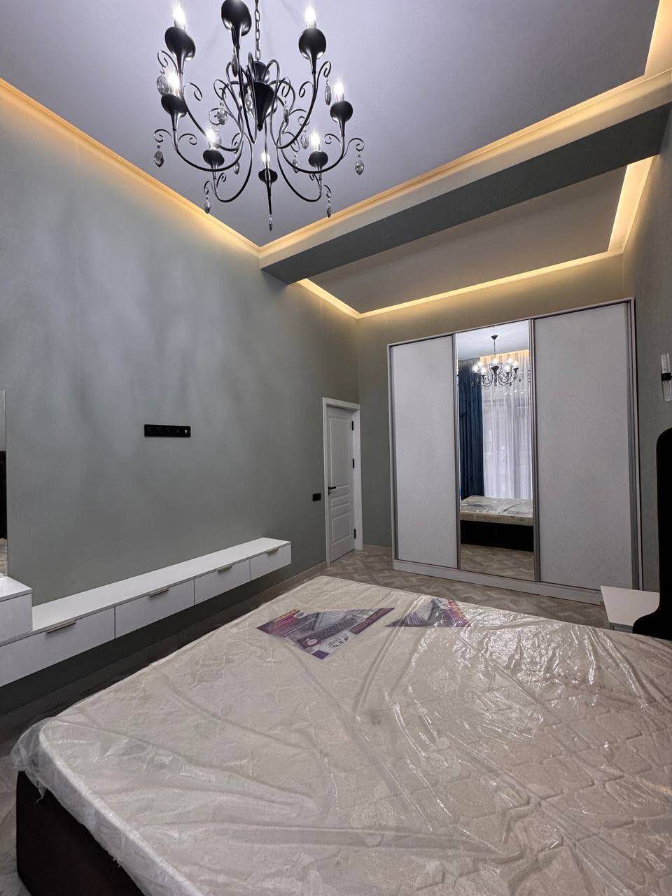 Affordable 3Bed/3Bath Apartment for Rent!
Fully furnished with brand new utilities
Full-size kitchen and bathroom
Rent: $800/month (slightly negotiable)
Parking space included
Pets welcome!
Utilities included:
Hydro
Heat
Water
Refrigerator
Washer and dryer
Electricity
Wi-Fi
And more!
Message me for:
Virtual tour
More info
Schedule a viewing