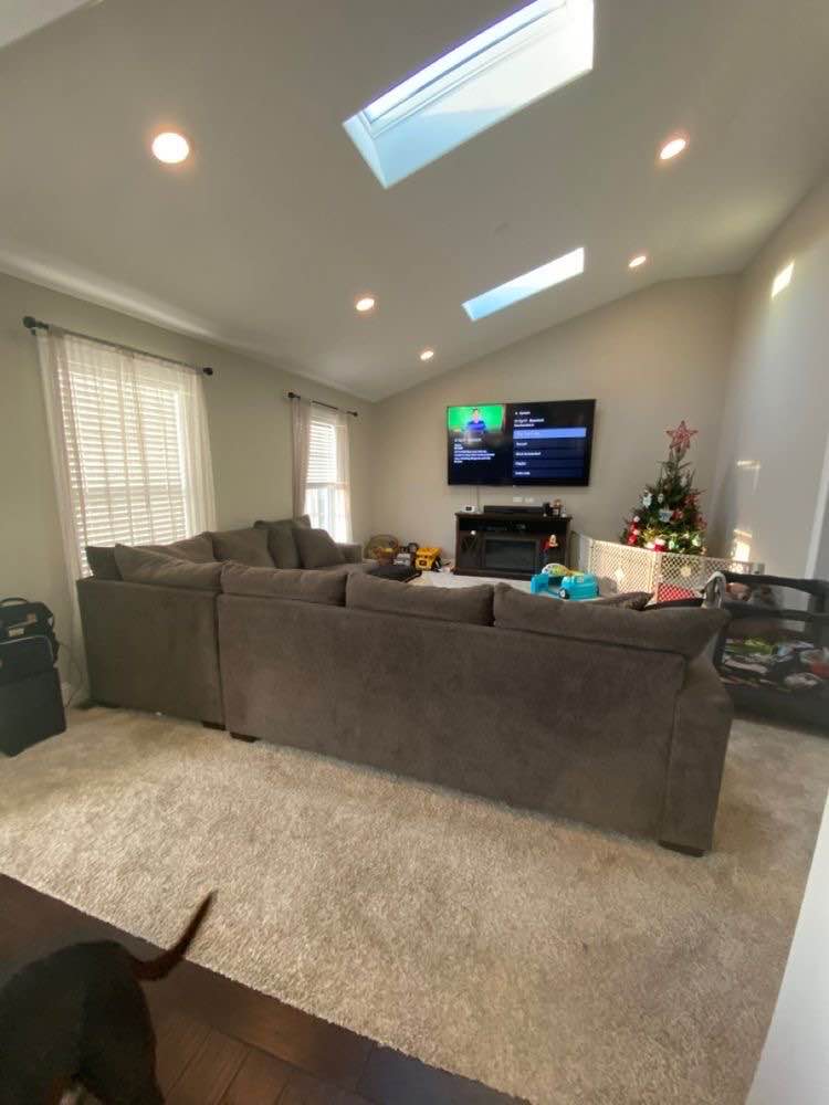 I’m seeking a clean, responsible, and easygoing flatmate to share my apartment. I work long hours and often travel or stay away for work, so you’ll have plenty of privacy and space to yourself. I’m hardly ever home during the week, and when I am, I like to keep things calm and tidy.
If you’re looking for a comfortable, peaceful place to live and don’t mind a flatmate who’s rarely around this could be the perfect fit. Rent and bills would be shared fairly, and I’m open to discussing details with the right person.