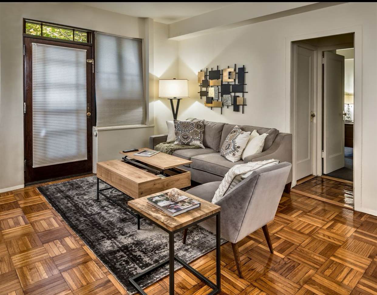 The one-bedroom Prestige Apartment has ample space, lots of sun, traditional styling and best of all the most up-to-date kitchen finishes and modern appliances as well as completely renovated bathrooms. Parkchester's vibrant, walkable neighborhood offers an array dining options, outdoor parks and recreation a perfect balance of urban living and cultural richness. And of course, residents have access to all the usual onsite amenities: Macy's, supermarkets, blink Fitness, express bus service, the Parkchester subway stop (30 minutes to midtown), and 24-hour roving security. "Households with rental assistance are welcome to apply."