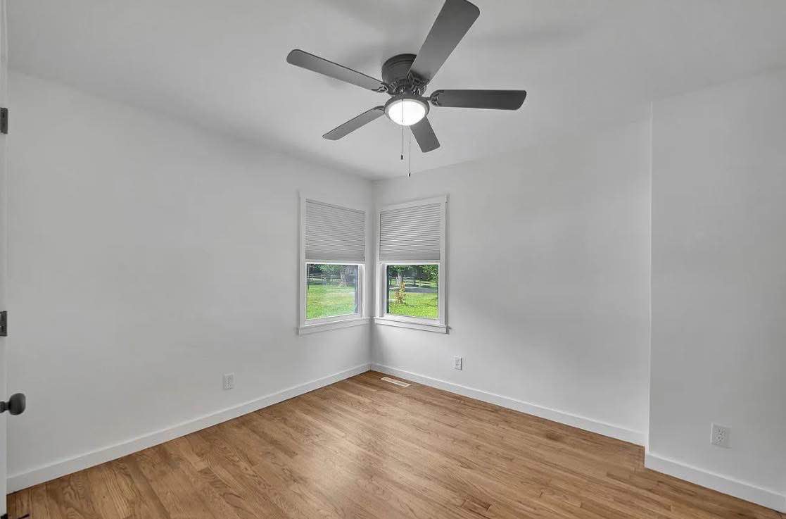 Hello I’m a private landlord,I got different houses available for rent  with immediate move in,Utilities included inbox me directly via 1 (269) 340-9346 for more information about the  properties 