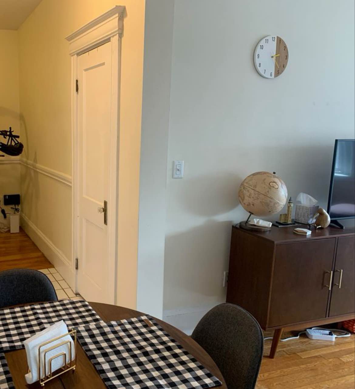 Looking for a peaceful space? We've got you covered! Contact Habulgord@gmail.com to learn more and schedule a viewing.