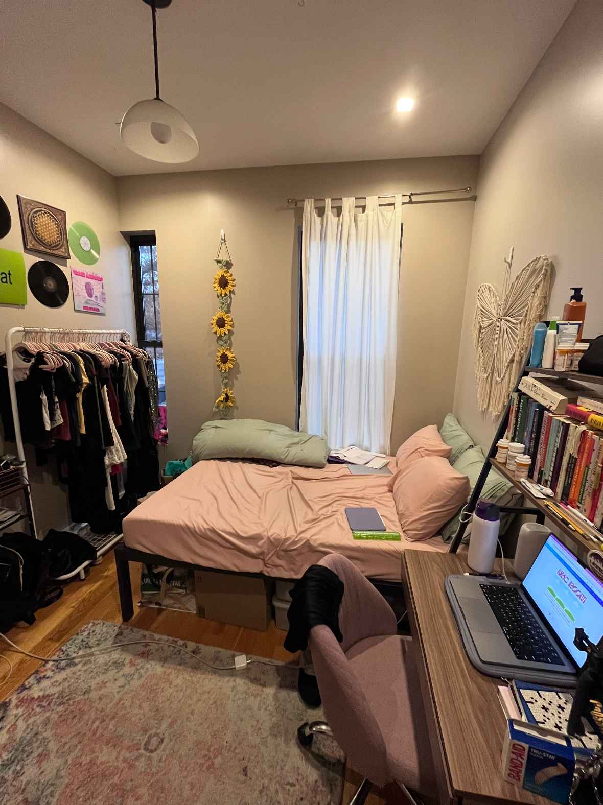 Room for rent in a 4 bed, 2 full-bath Bushwick apartment for $1318.75 per month from December 7 through June 30. You will take over my portion of the lease. Move-in is flexible between December 1 and January 1.
• Monthly rent: $1,318.75
• Monthly utilities: $125 (electricity, wifi, etc)
• 2 full bathrooms
• Washer/dryer in unit
• Dishwasher in unit
• Pet-free
• 3rd floor walk up and the room is off-street, facing the backyard
• Cross streets are Halsey and Central, so it’s a 10-15 minute walk to the Halsey L, Wilson L, and Halsey J
Roommates: three friendly, tidy, and respectful women, all mid-20s professionals, looking for someone similar.
You: a woman in your mid-20s, friendly, keeps shared spaces clean.
Some requirements:
• Must be able to provide proof of income (must make at least 40x the monthly rent or have a guarantor making at least 80x the monthly rent)
• You will need to pay first month’s rent and security deposit once approved and signed
• Must have good credit (there will be a credit check)
I’d be happy to keep this room, especially with such great roommates, but I need to be closer to work after a change in circumstances.
If interested, please reach out with an intro, your Instagram/LinkedIn and any questions!