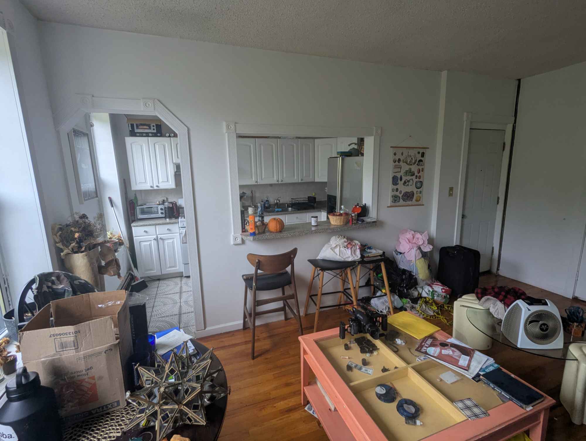 Hi, We have a large room available in a 3-bedroom apartment on the Prospect Heights / Crown Heights border—on Prospect Pl between Grand and Classon. (Room 3 in the apartment sketch.) Available to show the room/apartment ASAP! Move in date - Nov: 15th

Please excuse the mess in the photos. The apartment has been taken over with our roommate moving out. 

Video of the room below for reference (please keep in mind that the room will be cleared and cleaned before move-in)
https://drive.google.com/file/d/18e8LVFQfAaL6refqobPLCV82zQoPLeUx/view?usp=sharing

About the room/apartment/neighborhood: 
3 windows facing the back yard, so much light! 
Ample closet space
4th floor walkup 
Large kitchen w/ pass through into living room, 3 windows with lots of light
Artist community throughout the whole building
Backyard and Roof access
Walking distance to Prospect Park, Brooklyn Museum, Botanical Gardens

Looking for a fellow queerdo to join our apartment that is community oriented and wants to make a beautiful living space together.

About us:
Jordan, a 25yr/F, recently signed artist finishing out her debut US tour!
i enjoy hosting dinner parties, rollerskating, high or low brow art, philosophical talks, creating things with dope people and exploring the fruits of NY when im not fighting for my life between music and school. LOL
im easy going but clean, community oriented but also value personal space!
-----
Daniel - gender fluid queer artist and filmmaker who has lived many lives! 40yrs old somehow, I've called NYC home for 20 years with some notable meanderings - LA, SF, Portland, Peru, Rome. 
I love films, but am not annoying about it. I love to dance! (currently working on a doc about two DJs), I'm all about communication and community and making sure everyone is heard, and in true Virgo rising fashion, making a space that is organized and comfortable for everyone :) But I will also drop everything for an adventure!

(If you can pay your rent in advance, you can get a discount on your rent)