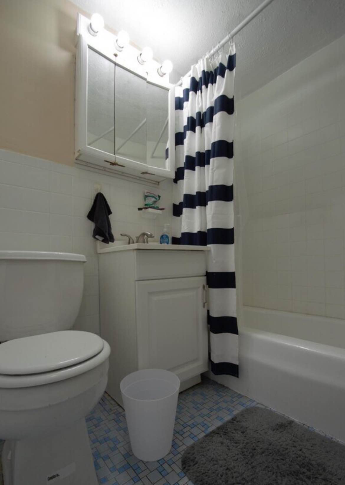 Are you still looking for a place to rent? I am offering a private and fully furnished one bedroom apartment. For more information or if you’ll like to schedule an appointment kindly reach out to me via my email address at Ambriz.dannyheart@gmail.com, I’ll get back to you asap.