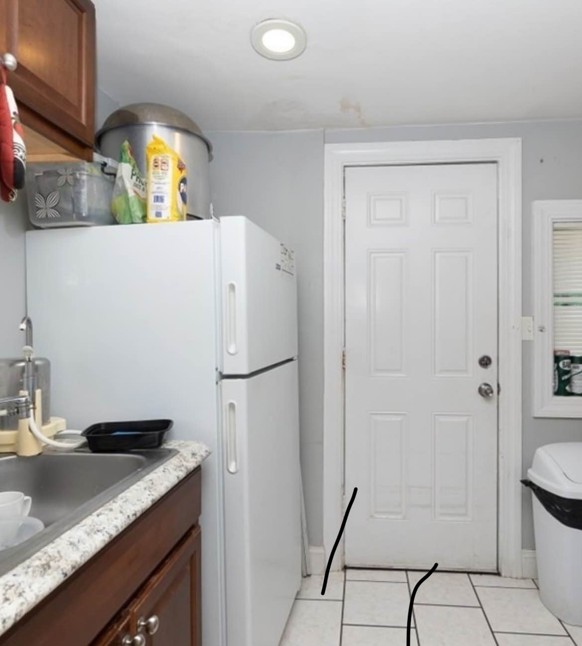 Seeking a serene retreat? Look no further! Email Canhxozz@gmail.com to discover more and arrange a viewing at your convenience.