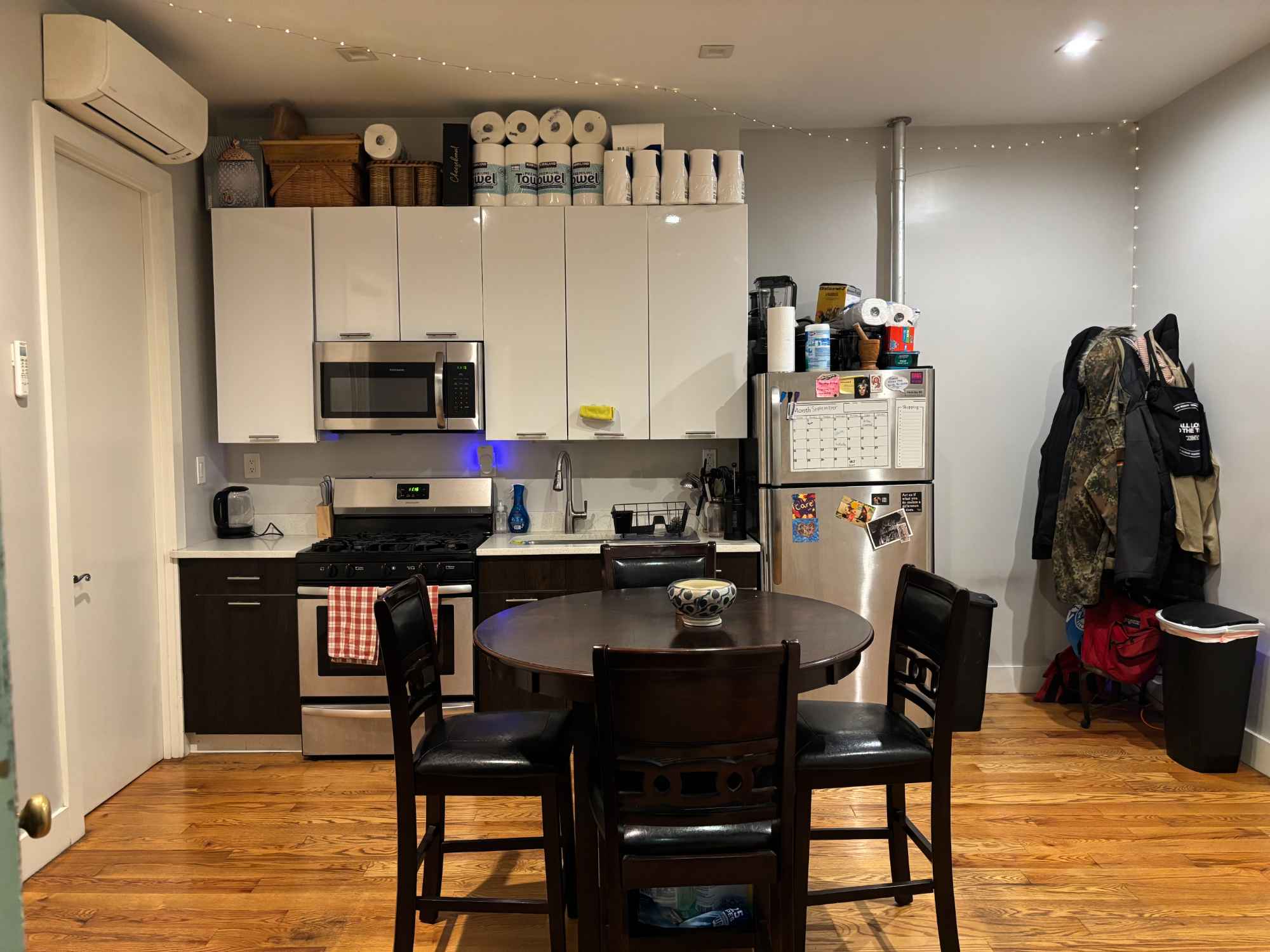 Hi Everyone,
I am currently searching for one person to occupy the available room in our apartment. The apartment is located near the Bedford L train stop. I am seeking an individual who is clean, easy-going, doesn't bring the party home, and is respectful. More details are provided below!
1 ROOM AVAILABLE IN A 4-BEDROOM APT OCTOBER 1ST / ASAP IN RENOVATED APARTMENT, FULLY FURNISHED LIVING SPACE, HEART OF WILLIAMSBURG, BROOKLYN. LGBTQ+ FRIENDLY APT
ROOM PRICING:
$1175 - FIT A FULL SIZE BED ( Can come furnished or unfurnished.)
1 room available in the heart of Williamsburg, Brooklyn — built-in closets and central AC/Heating — in a renovated 4 BEDROOM, 1 BATH apartment with a fully furnished living space in the heart of Williamsburg, Brooklyn.
I have been living here for a while now, meaning the apartment is fully stocked with everything you need (kitchen appliances, cleaning appliances, coat rack, couch, table, etc.).
The room is available for move-in ASAP or OCTOBER 1st !!!!
About the apartment:
• Stainless steel appliances
• Hardwood floors throughout
• Laundry right next door!!!
• Bathroom with sink/vanity, shower + tub
• AC/HEATING UNITS IN EVERY ROOM
• First month’s rent + security to move in
• Heat and water included
• UTILITIES are only electric, + wi-fi
• NO FEE!!!
About the location:
• You won’t find anything for a better rate in the heart of Williamsburg, Brooklyn. There are a plethora of incredible stores, bars, restaurants, movie theaters, and cafes right outside our door in all directions — Apple store, Urban Outfitters, Muji, Freehold Cafe/Bar, Randolph Beer Hall, Sunday in Brooklyn, 12 Chairs Cafe, Devocion Cafe, Gotan Cafe, Pies N’ Thighs, Martha’s Country Bakery, Birds of a Feather… The options are endless.
• Several gyms are a 5-minute walk away. There’s a yoga studio down the block and a wine shop as well!
• Several grocery stores are within walking distance — City Acres Market, Whole Foods, Foodtown, and lots of Bodegas if you’re just looking for a snack.
• Right next to Domino Park and the Williamsburg Bridge.
Transportation:
• 8 Minute walk from BEDFORD L
• 10 Minute walk from MARCY AVE JMZ
*****Must be willing to sign the remaining portion of the lease*****
APT APPLICATION PROCESS:
Completed application ( PDF)
Last 4 pay stubs
ID (passport or driver's license)
Credit check / bg check) Can use a guarantor if needed.