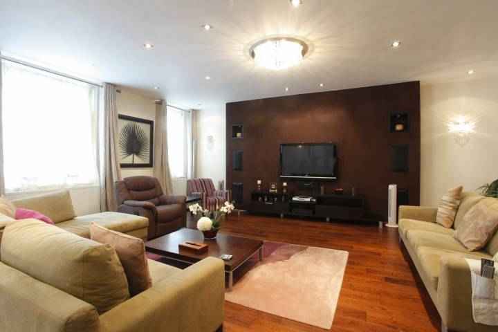 A modern living at this stunning two-bedroom, two-bathroom apartment in the heart of the Financial District in Manhattan.
Excellent condition, large two bedrooms & two bathrooms, and recently renovated kitchen, Double closets in the Master bedroom.
This excellent value unit is located in the financial district. Walking distance to the South Street Seaport, Battery Park City, and all major transportation, including the A, C, E,1,2,3, J, M, Z, N, R, 4, 5, and 6 trains. Easy access to bike paths along Manhattan's East and West sides, shops at The Oculus and Brookfield Place.