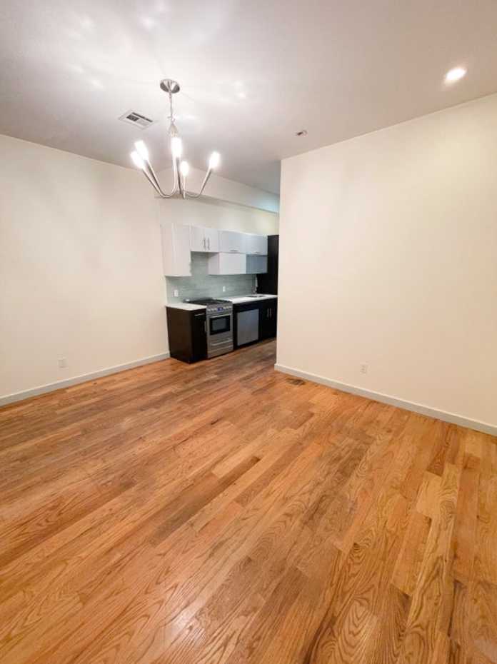 Bedroom 2 ($1,550/mo): The third roommate would have an 11x12 ft bedroom with fire escape access.

Both rooms have a shared bathroom and a tall closet with storage cubbies within each bedroom. Roommates would enter a flexible term sublease through me and present the first month’s rent, as well as a $390 security deposit for move-in. Utilities are not included in the monthly rent.

Videos and floor plans of the spaces are available on request. Message me if interested!