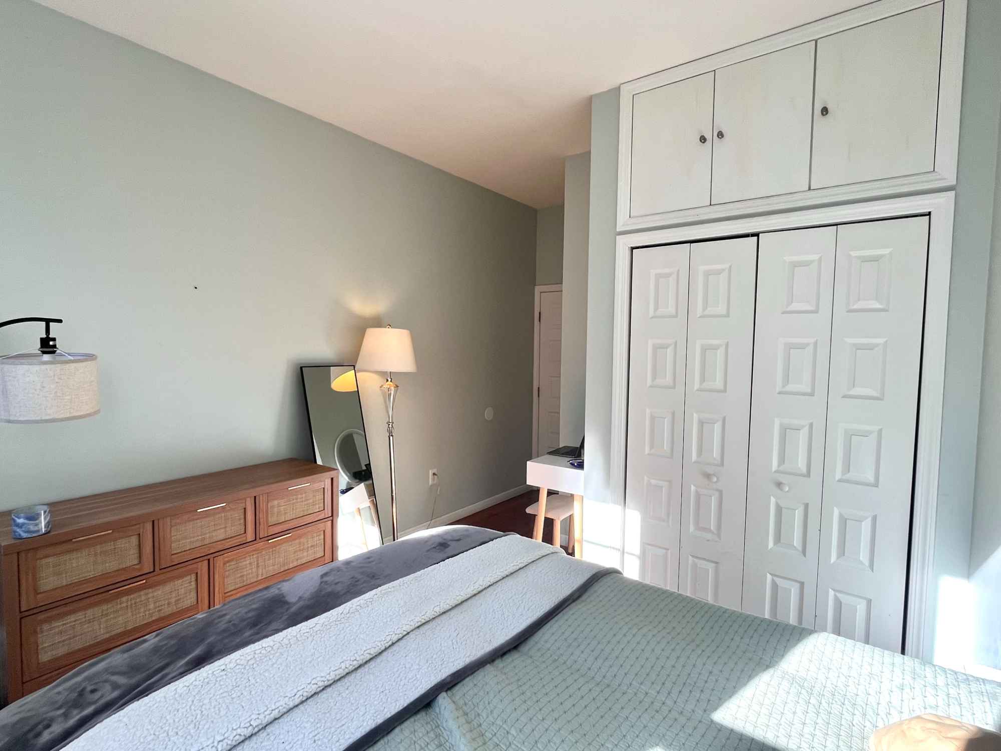 HIGHLIGHTS:
-This third-floor walkup brownstone (we’re one of just three units in the building!) in Washington Heights, steps away from the 1 train and a 10 min walk to the A/C trains.
-Bedroom is furnished and available starting on April 15th (though I can be flexible with the move-in date)
-Bedroom includes an en suite bathroom all to yourself! 
-Monthly rent is $1,625 and utilities are included in the monthly rent
-No pets, no smoking, and no drugs please

ABOUT THE OPEN BEDROOM:
The bedroom is furnished with a queen bed, cute vanity desk, large dresser, huge closet with even more storage space above, window air-conditioner for the summertime, and floor length mirror. There are also two enormous windows that bring in so much natural light! And again, there’s your own private bathroom attached to the bedroom as well. 

ABOUT THE APARTMENT:
The apartment itself is a 3-bedroom, 2-bath with amazing amenities like an open kitchen, dish washer, and a separate washer & dryer IN unit! The second bathroom is shared between the other two roommates. 

ABOUT THE ROOMMATES:
One roommate is a male in his early 30’s who’s currently in grad school for film and is frequently involved in cool film projects as well. The other roommate is a female in her 20’s who’s a dancer and gymnastics instructor. Shared interests include lots of cooking, making cocktails from our fabulous bar cart, listening to vinyl’s on our record player, and watching movies together - all while still respecting each other’s alone time. 

ABOUT YOU:
We’re looking for someone who is clean, organized, loves fun (but doesn't bring the party home) and friendly! This would be a sublease and we’re looking for someone to stay for at least 3 months at the very minimum but ideally would love someone to stay long term if it’s a good fit. 
