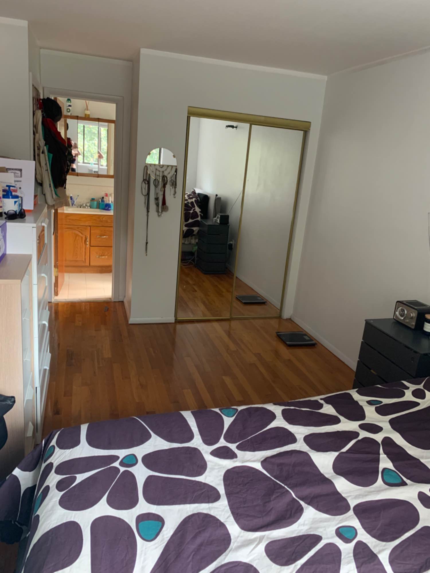 Renting a large size, unfurnished room with private bathroom in woodside, queens. It's a 3 bedroom/2 bath apt with balcony that you will be sharing with two working adults in their 30's. Third floor walk up, market, gym and laundry close by, less than 10 min walk from the 7 train on 61st stop. Rent is 1,300 includes wifi and gas, electric split 3 ways. The room has a good size closet and ac. We are quiet, hardworking people, we clean after ourselves and ask the same of you. Smoking at the downstairs only. No pets, the room is for one person only. No live in boyfriends/girlfriends. Looking for someone long term, that works full time (not remote) and can pay the deposit and rent on time. Proof of employments and references asked. Contact by email if interested. Move in December or January.