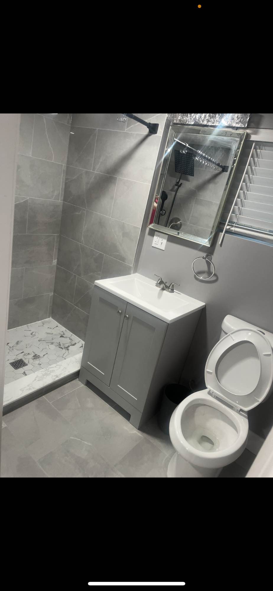 Full basement, private entrance, private bathroom 