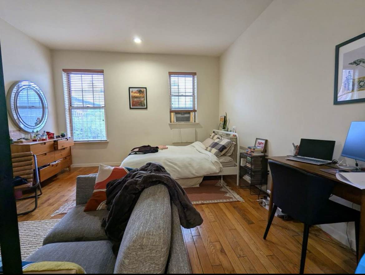 Room rental in 55 N 5th St unit 702 w, Brooklyn, NY 11249, USA - entire Room