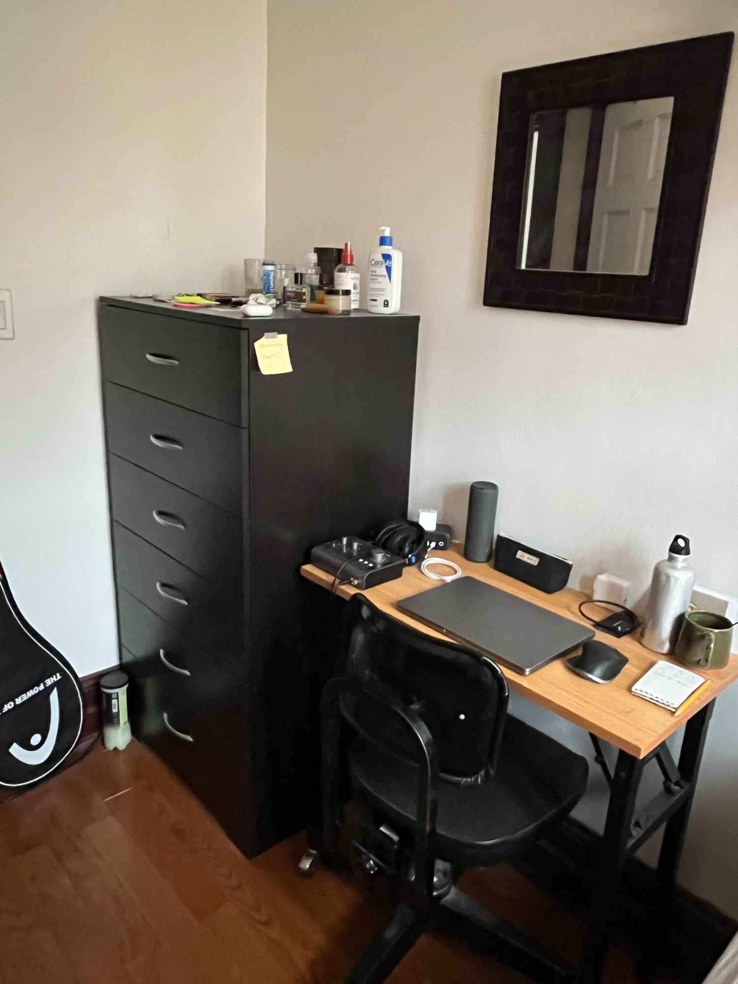 A sweet little room, really amazing for somebody that doesn't want or need a lot of space! Great light, a little desk, plenty of storage for clothes. I have a dog, 8-yr old Border Collie, Mabel, who just chills. Right off Franklin Ave., a close walk to the park. The kitchen is really nice, and has everything you would need to cook. : ) If you have any specific questions, let me know!  