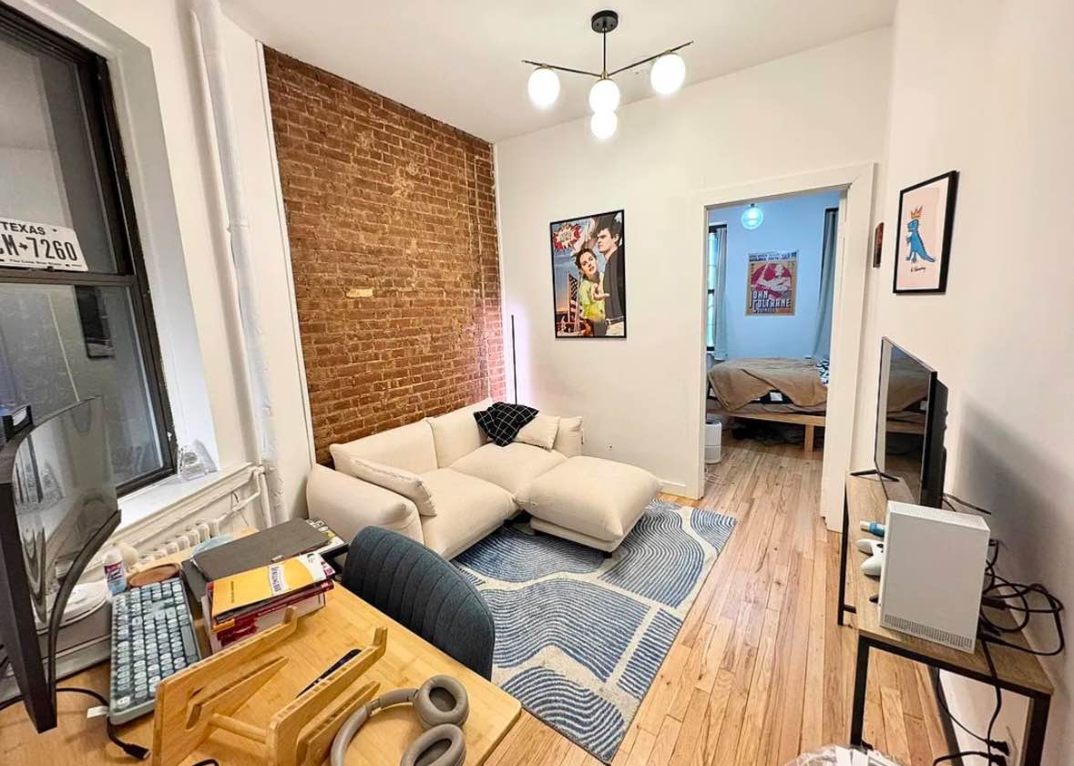 This beautifully renovated one bedroom in the heart of Upper West Side ! Featuring East exposure with great light and street views, noise abatement windows, hardwood floors, exposed brick walls, high ceilings, separate renovated chef’s kitchen with marble counter top, stainless steel appliances including dishwasher and microwave, tons of cabinet space, 3 closets and renovated windowed marble bathroom with bathtub. The bedroom easily fits a queen size bed and furniture. The unit is situated on the 2nd floor in a well-maintained elevator building on lively multiple subway lines, lots of restaurants, cafes, Pet friendly Please email to schedule a viewing. (maxwellcgadney@outlook.com) For a Quick response.