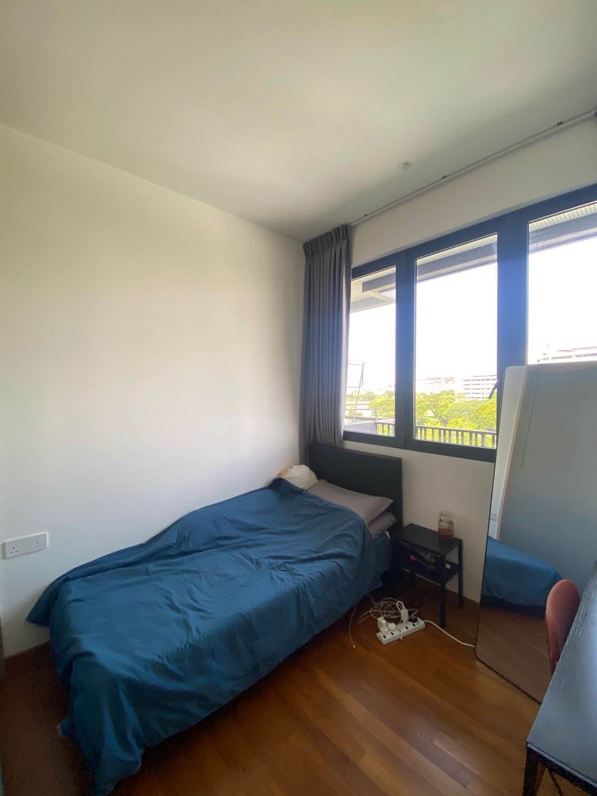 Room around EUNOS and PLQ, easy access to city center
You can contact me for the video of common areas.
There are overall 3 people (3 rooms accordingly). You will be sharing one bathroom with one flatmate.
(Nearest MRT Stations)
Kaki Bukit MRT 8 mins walk
Ubi MRT 8-10 mins wal
Eunos MRT (6 bus stops away — about 9 mins bus ride)
Proximity to Amenities
Giant 4 mins walk away
7-eleven 7-8 mins walk
Food centers and etc 5-6 mins walk