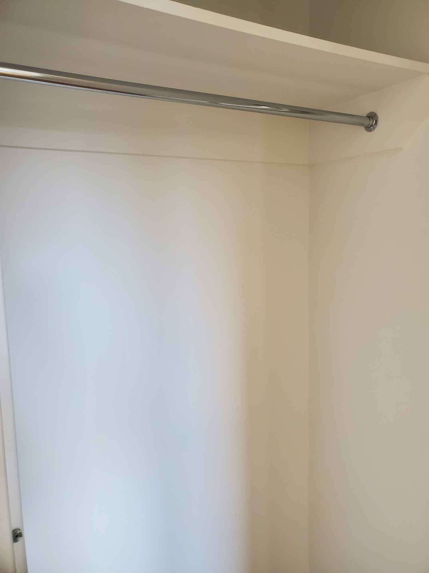 I work 9-5 in lower Manhattan. When I telecommute, I work out of my bedroom. I have one cat.