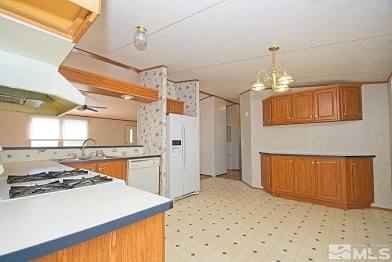 We work full time, only home in the evening and morning. 
Pets are allowed but need to be discussed and approved, and cleanliness is a big thing.
No alcohol or substances allowed, that's a personal preference of mine but your welcome to drink out just don't be disruptive.
Smoking isn't allowed inside if you must do it do it outside, vapes are allowed cause it doesn't affect my health like cigarettes.