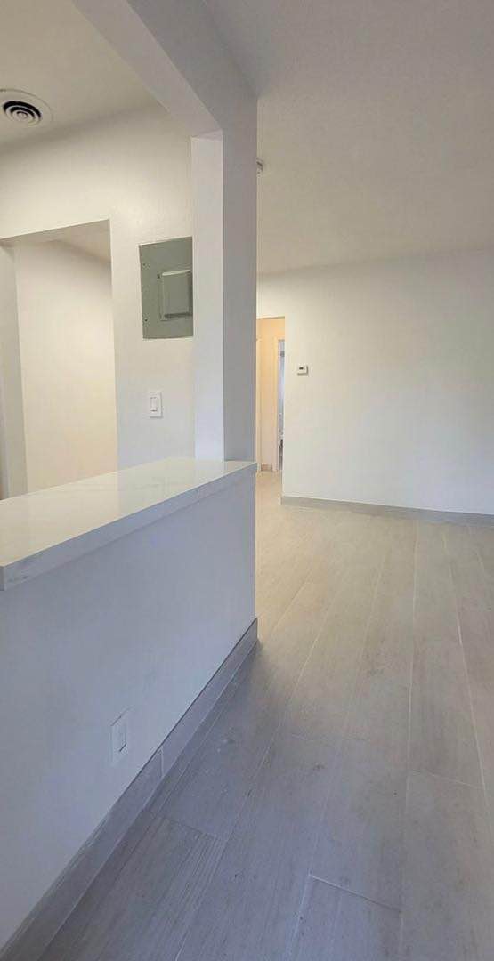 Hi I have an available private one bedroom room that might pique your interest. The room comes with a private bedroom, bathroom, and kitchen, and it's located in the same area you're interested in.
The rent is $1900 per month, and a $600 security deposit is required upon lease signing. Plus, the rent includes all utilities, so you don't need to worry about separate bills. If you're interested, please feel free to contact me with your cell number provided for more details about the room.
Contact : +1 818-693-2038
